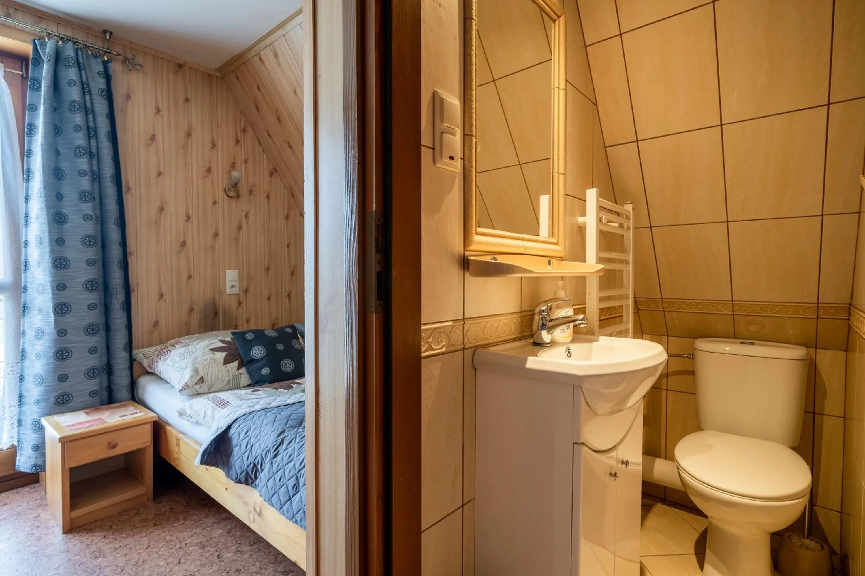 Shower, Bed in Willa Majerczyk