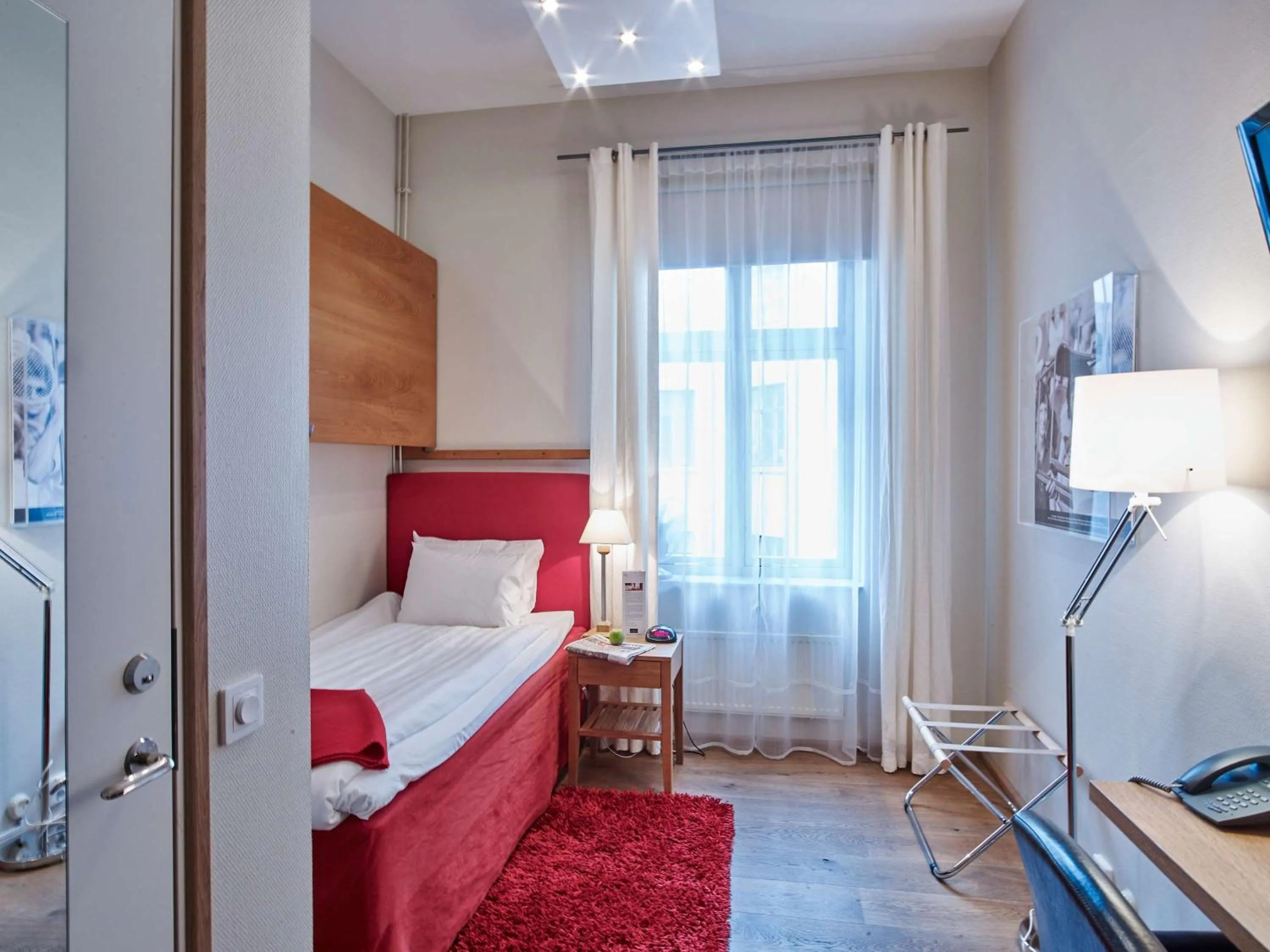 Photo of the whole room, Bed in Hotell Stadsparken