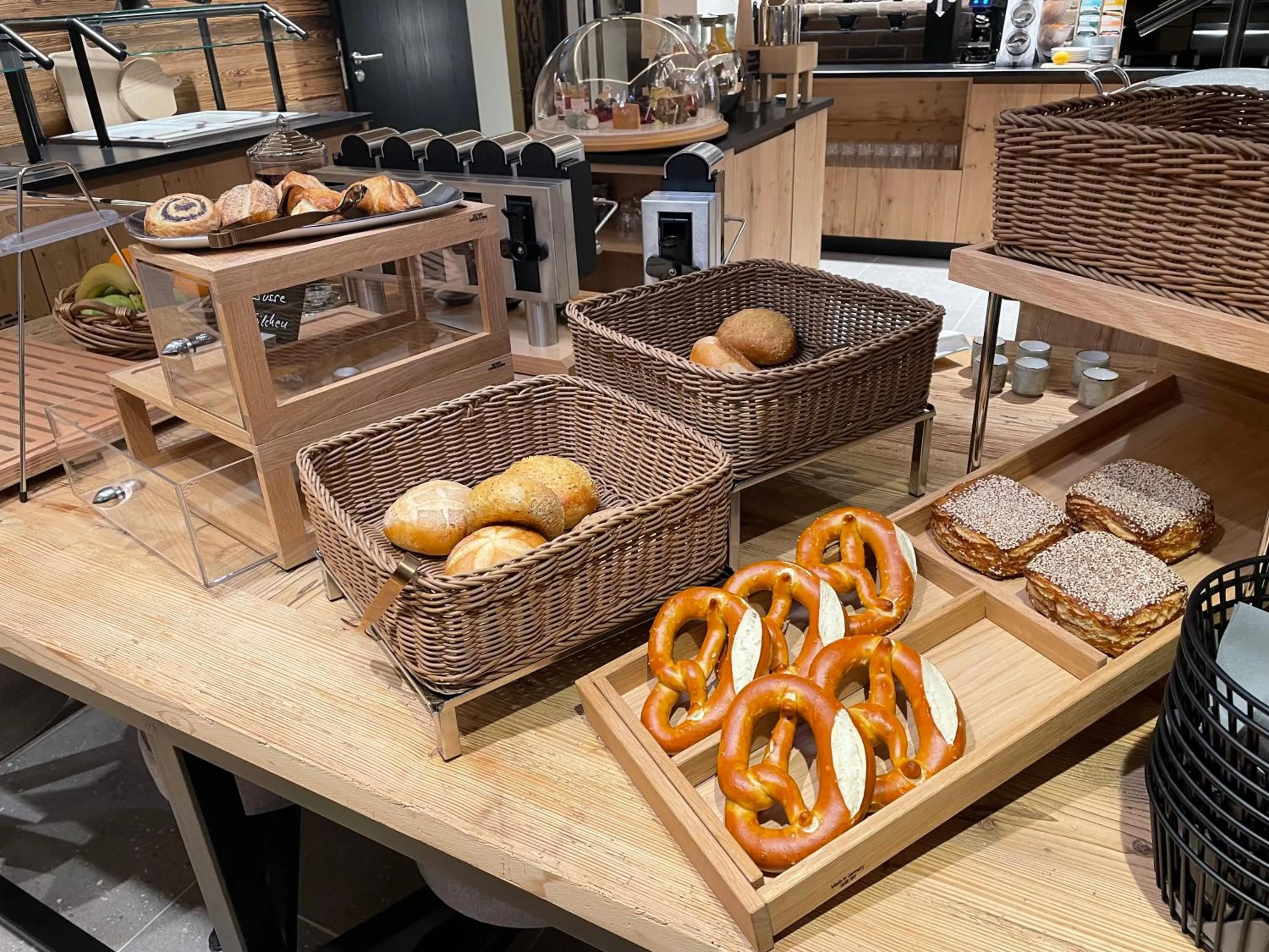 Breakfast in Hotel Goldener Hirsch