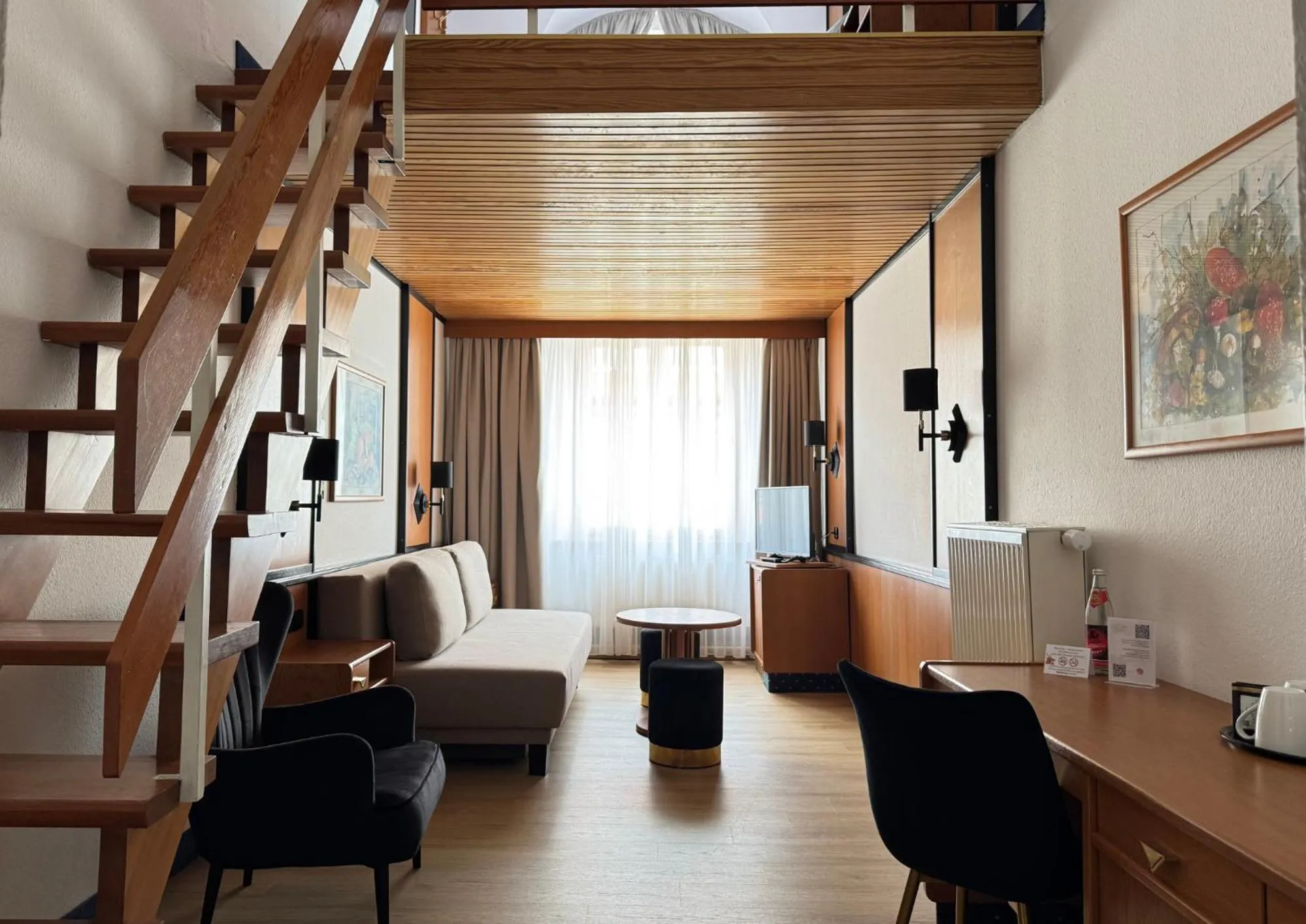 Photo of the whole room in Hotel Goldener Hirsch