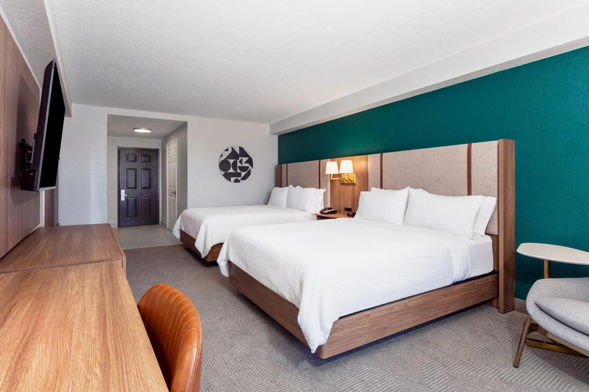 Photo of the whole room, Bed in Holiday Inn Hotel & Suites Daytona Beach On The Ocean by IHG