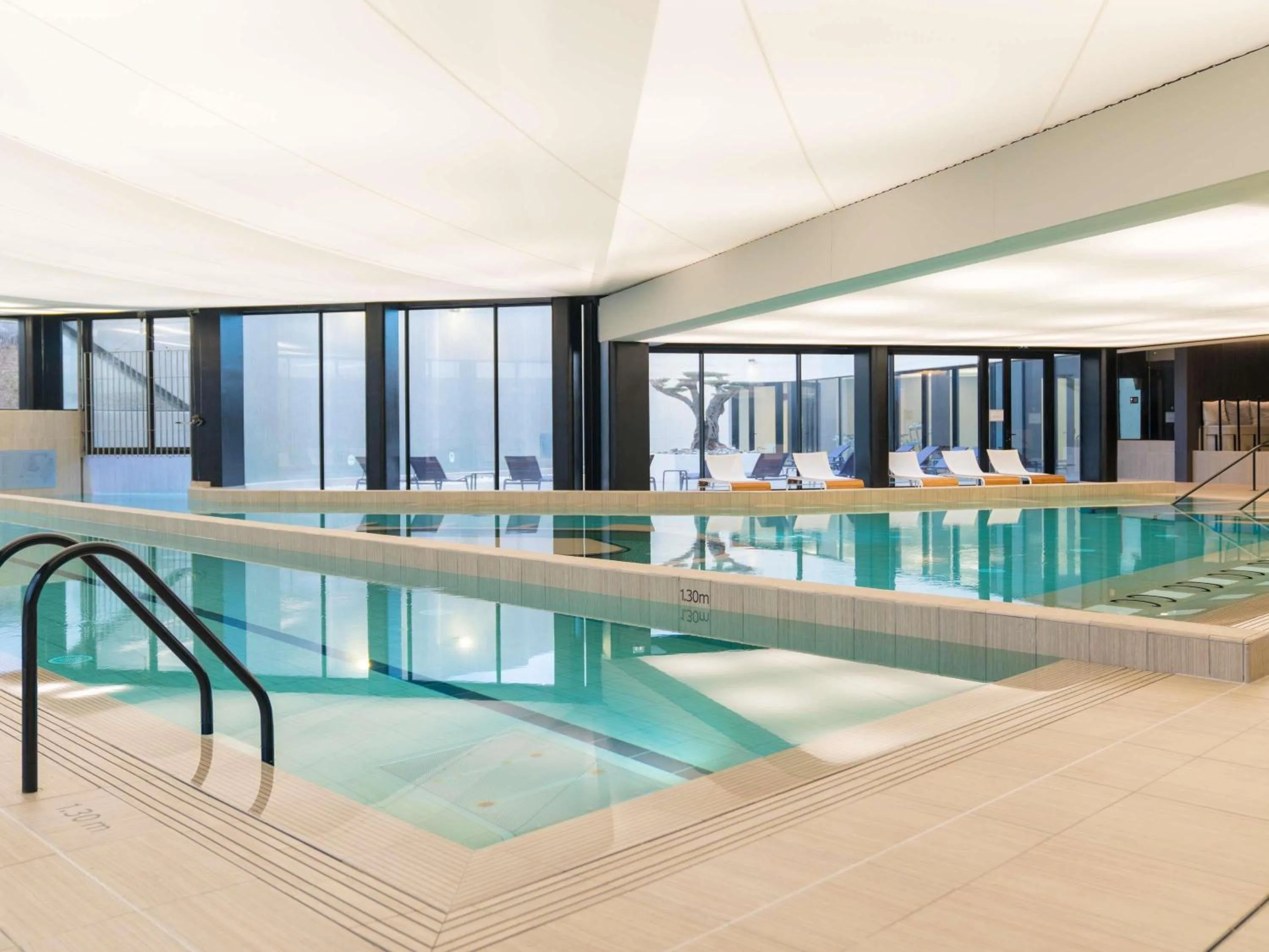 Bedroom in ibis styles La Rochelle Thalasso Chatelaillon