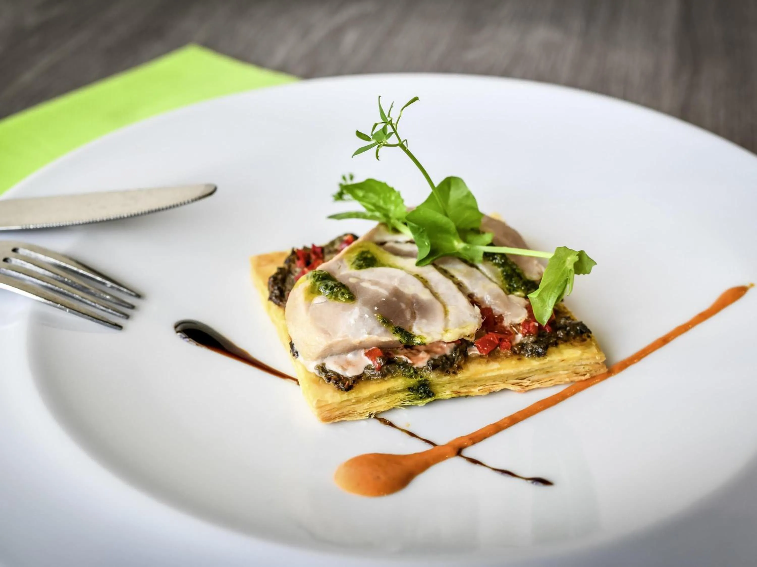 Restaurant/places to eat in ibis styles La Rochelle Thalasso Chatelaillon