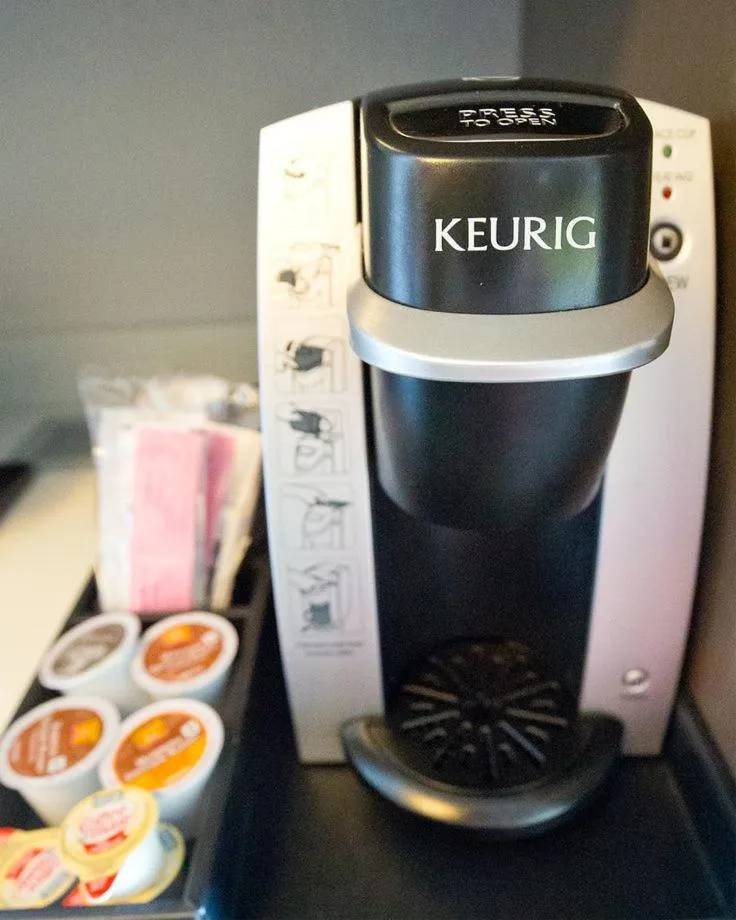 Coffee/tea facilities in Holiday Inn Daytona Beach LPGA