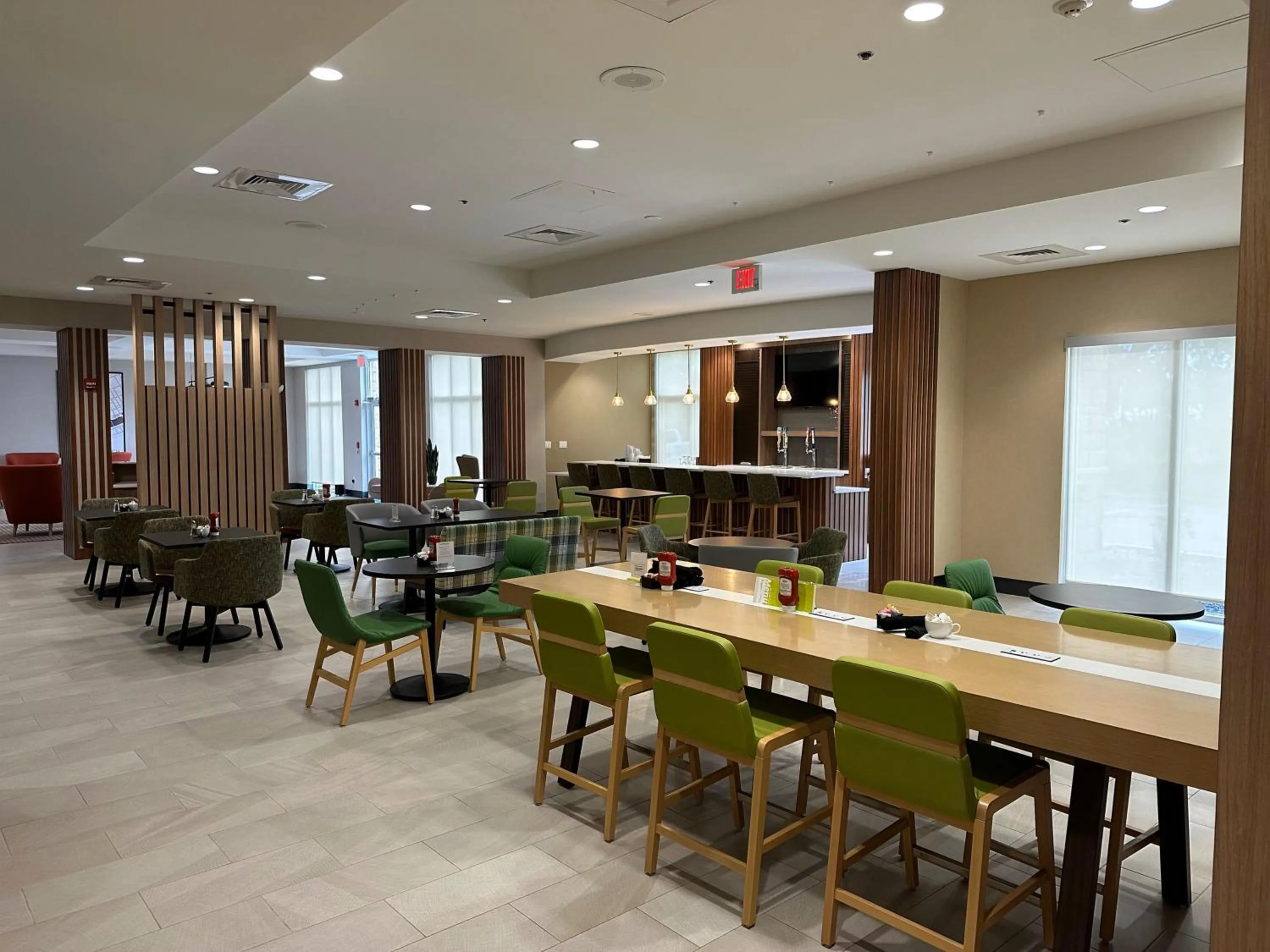 Lounge or bar in Holiday Inn Daytona Beach LPGA