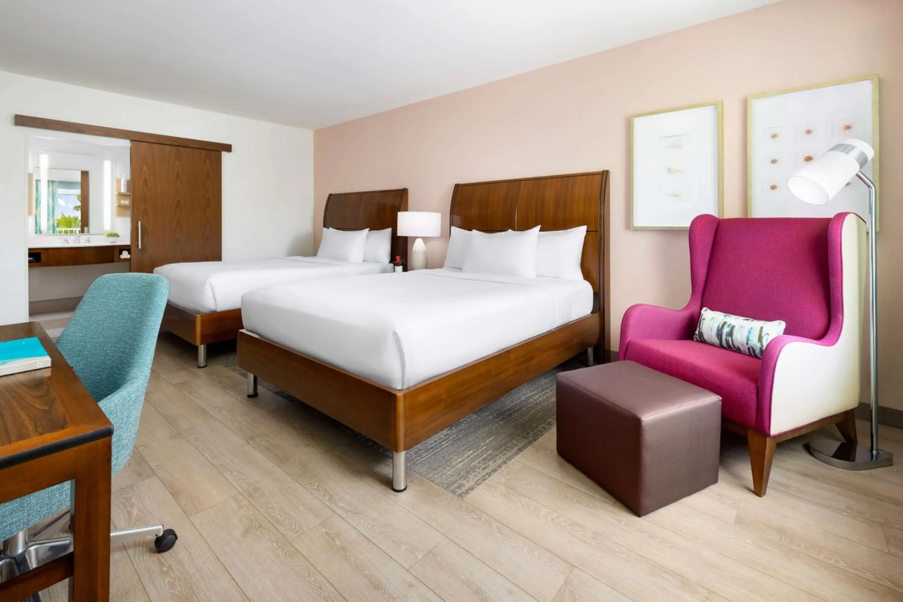 Bedroom, Bed in Hilton Garden Inn Key West / The Keys Collection