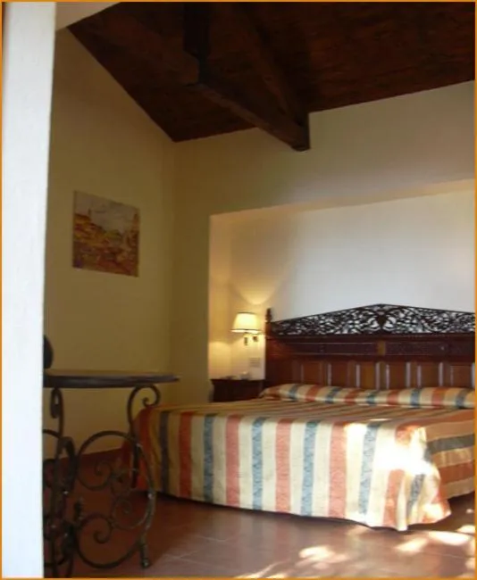 Bedroom, Bed in illicini stabilimento balneare e albergo