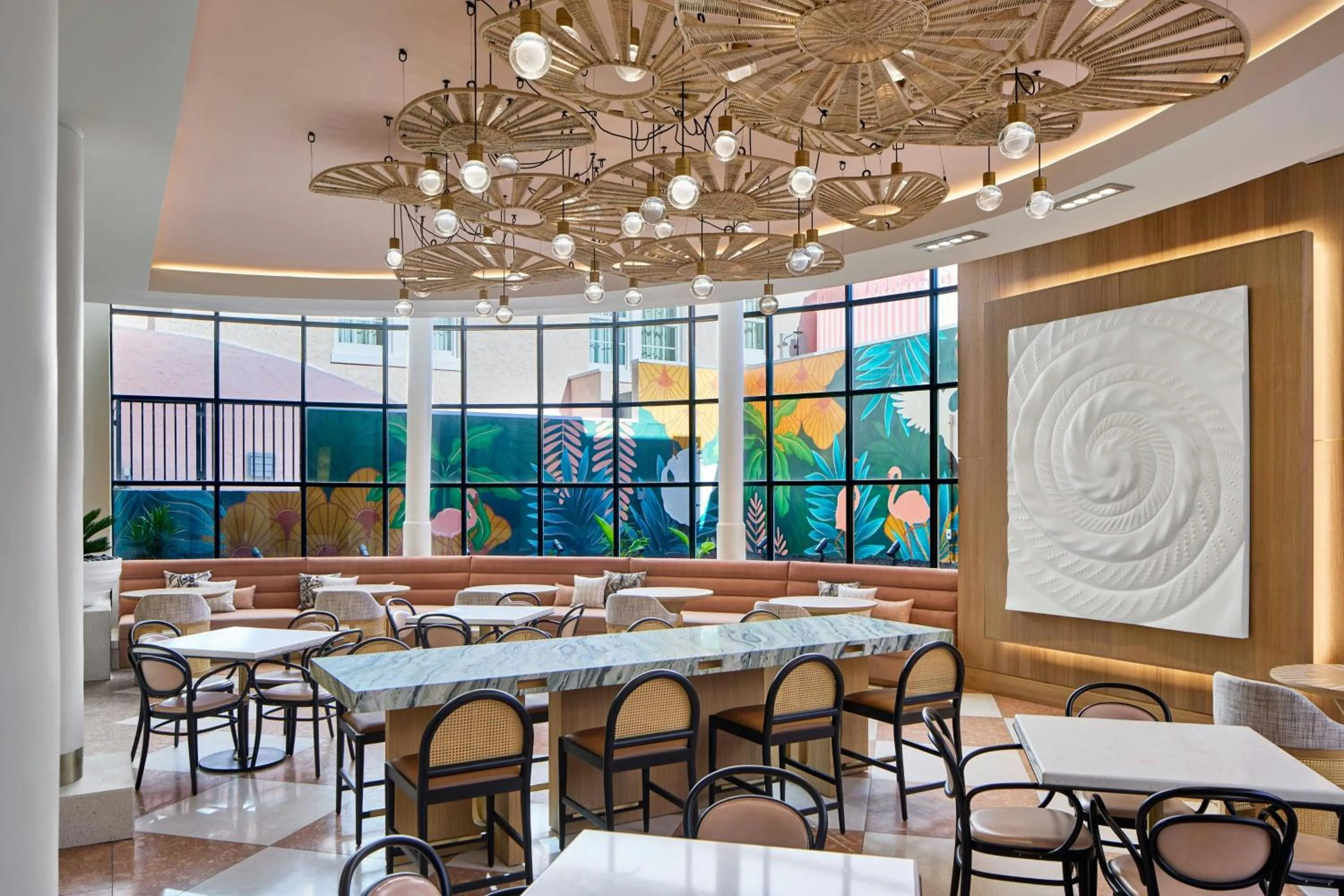 Restaurant/places to eat in La Concha Key West, Autograph Collection