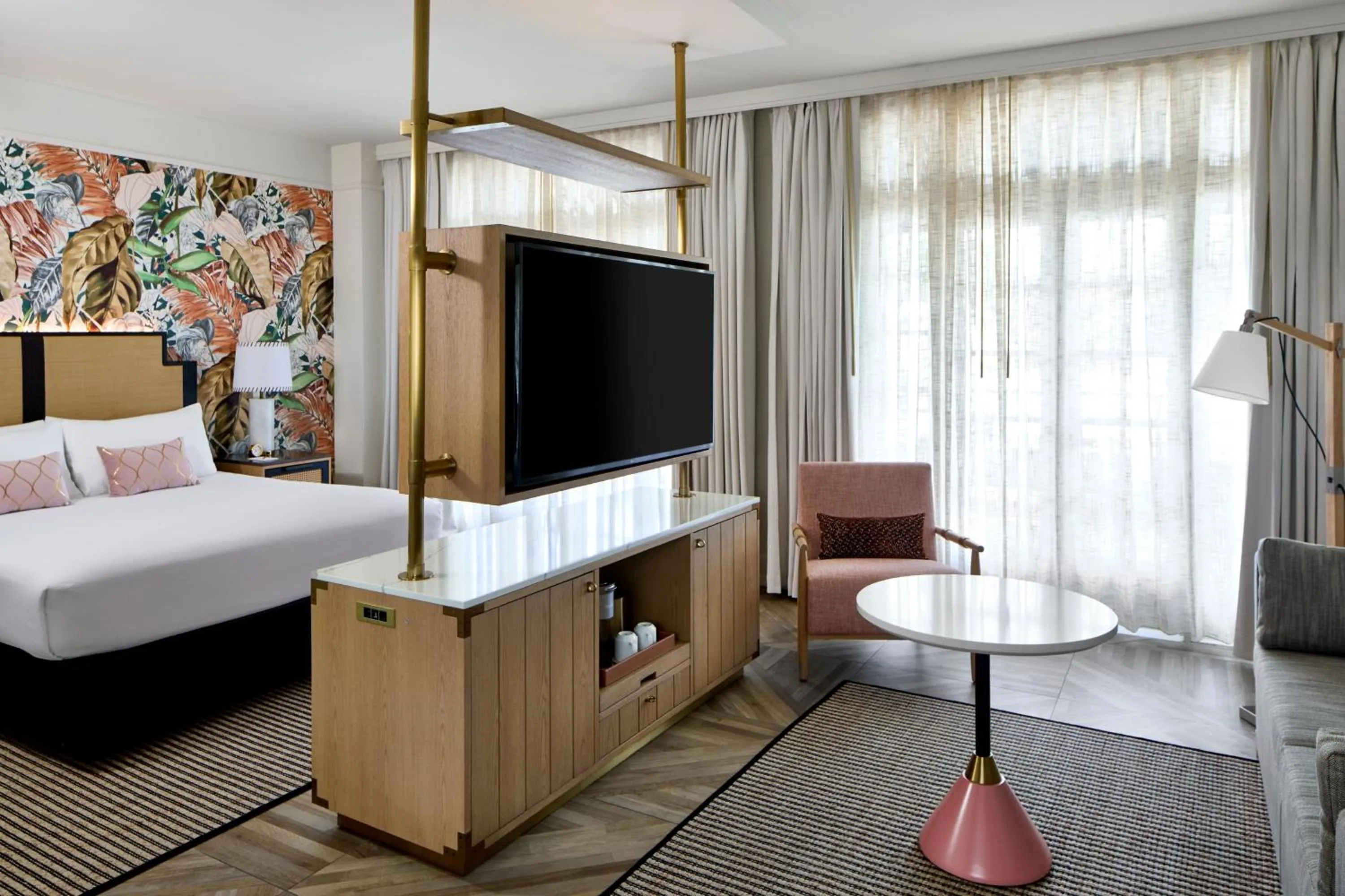 Photo of the whole room, Bed in La Concha Key West, Autograph Collection