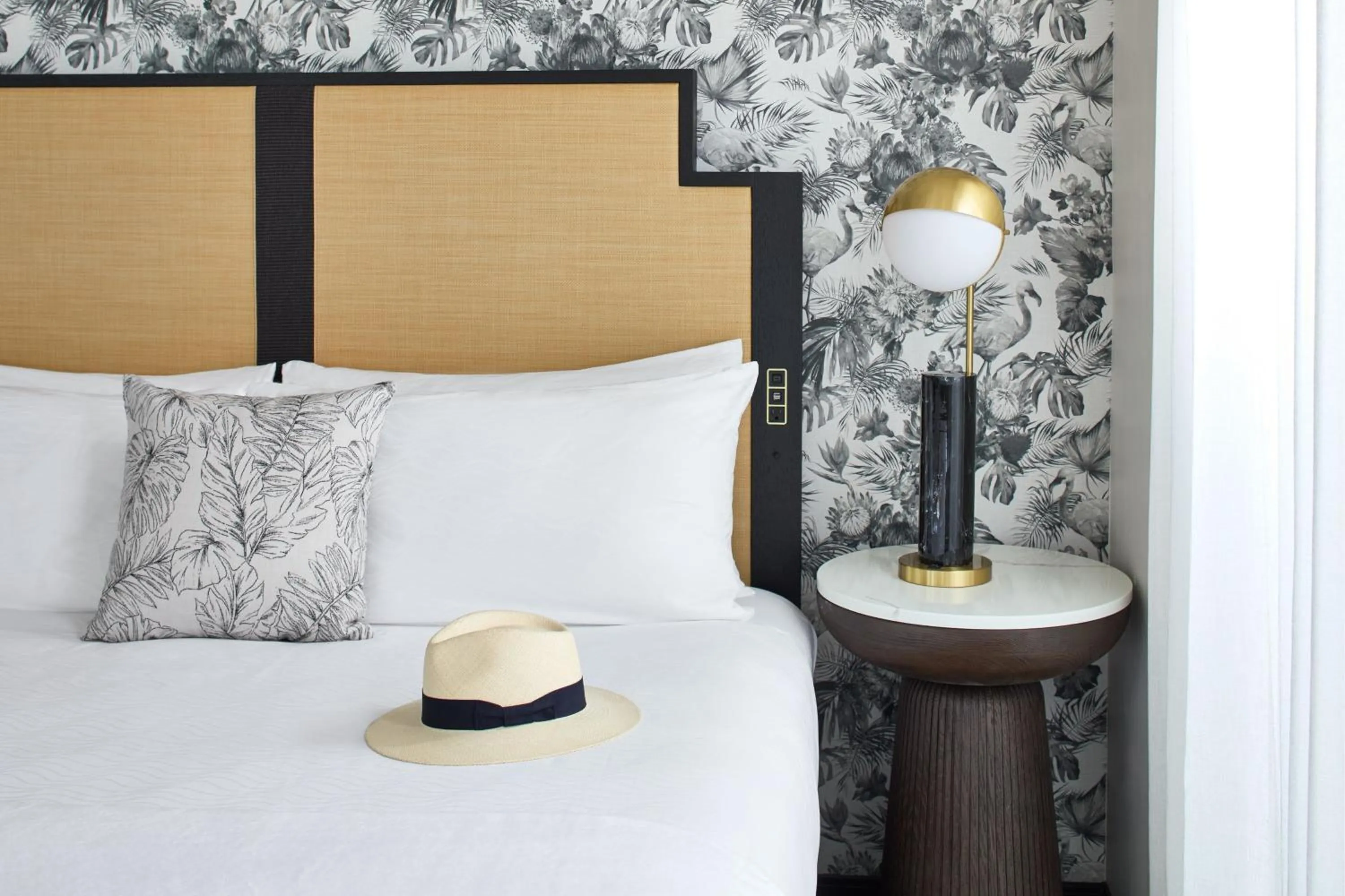 Photo of the whole room, Bed in La Concha Key West, Autograph Collection