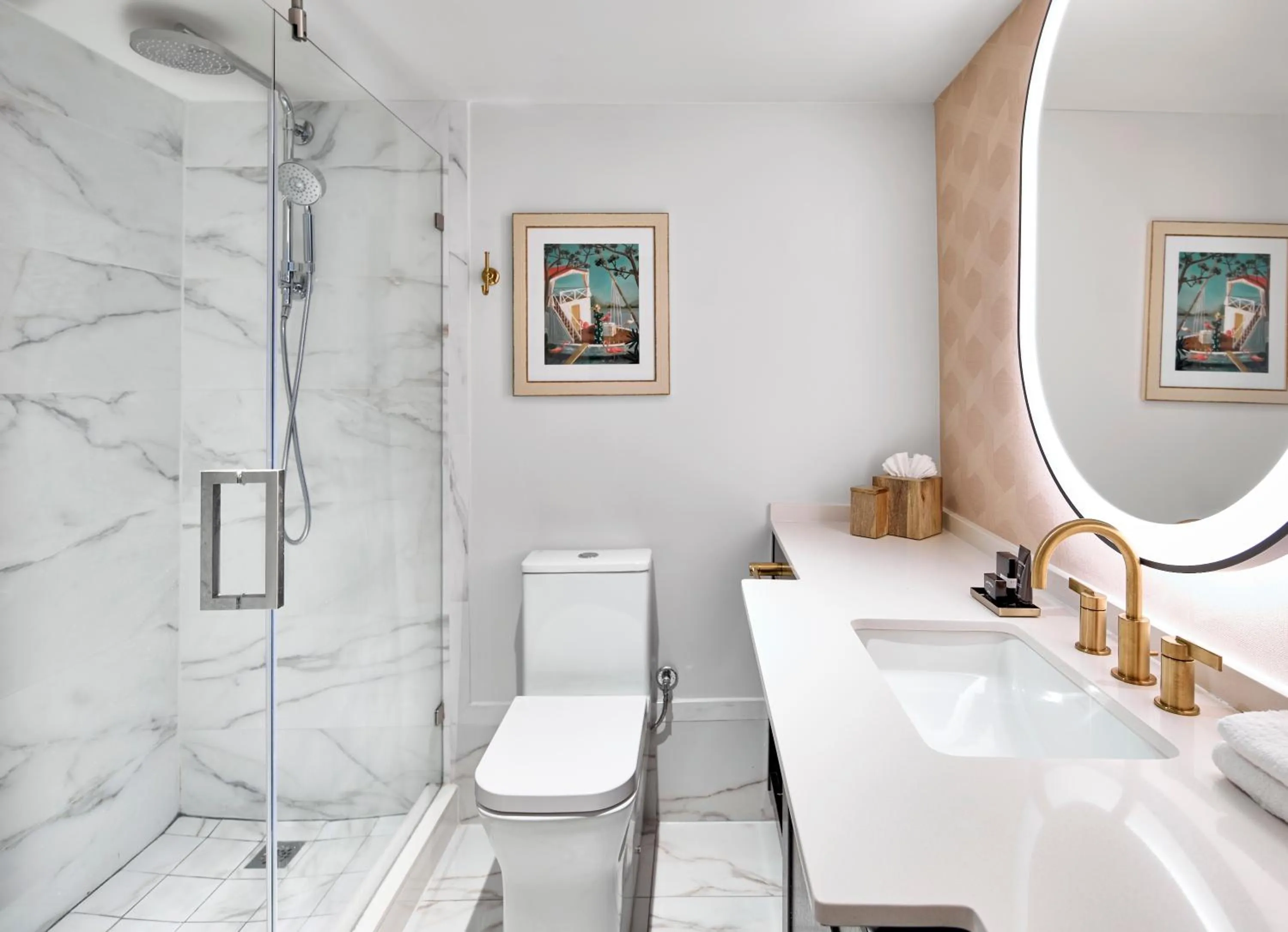 Bathroom in La Concha Key West, Autograph Collection