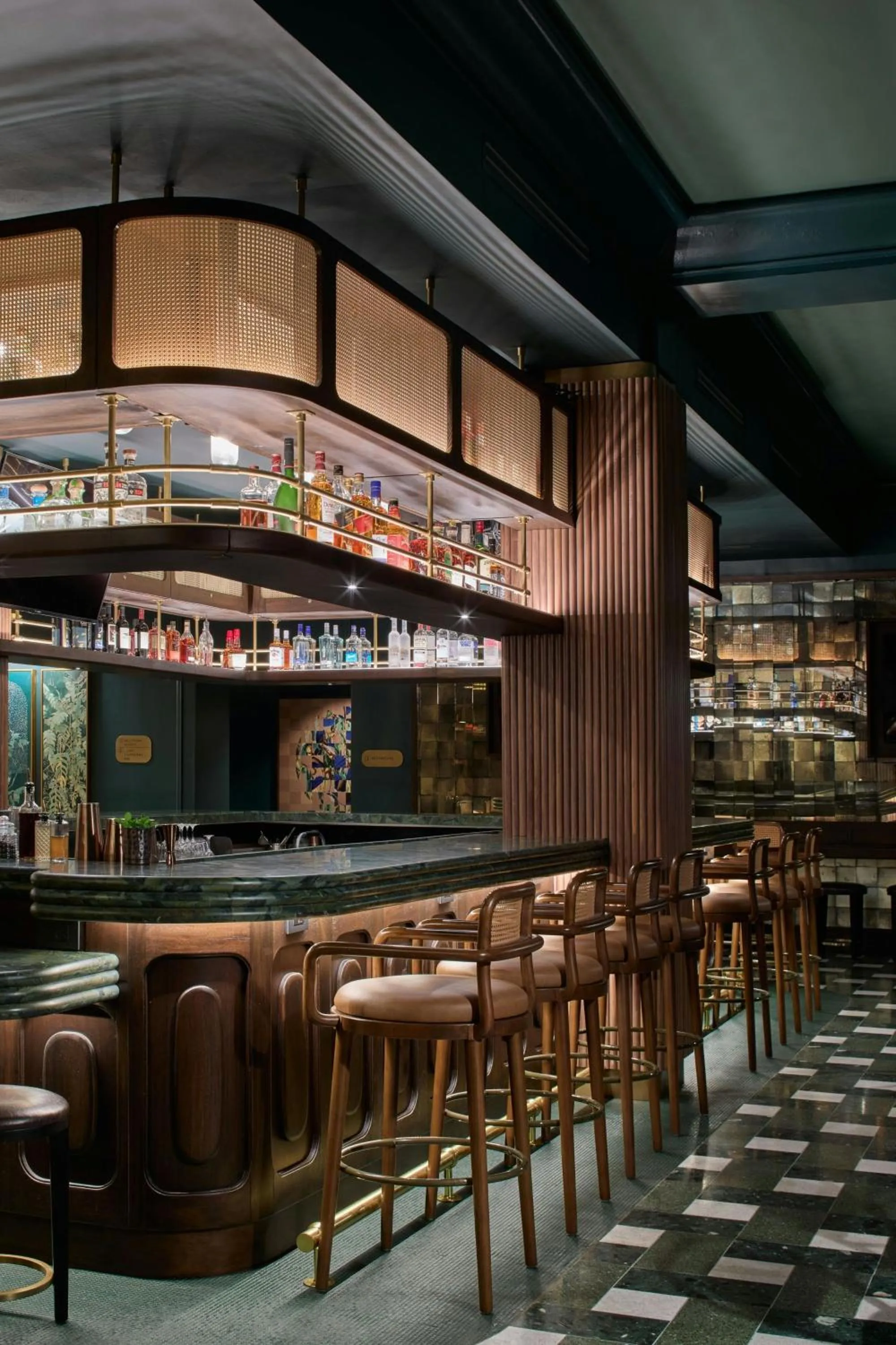 Lounge or bar in La Concha Key West, Autograph Collection