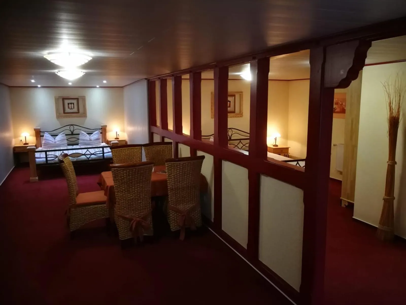 Decorative detail, Bed in Land-Hotel Mühlengrund