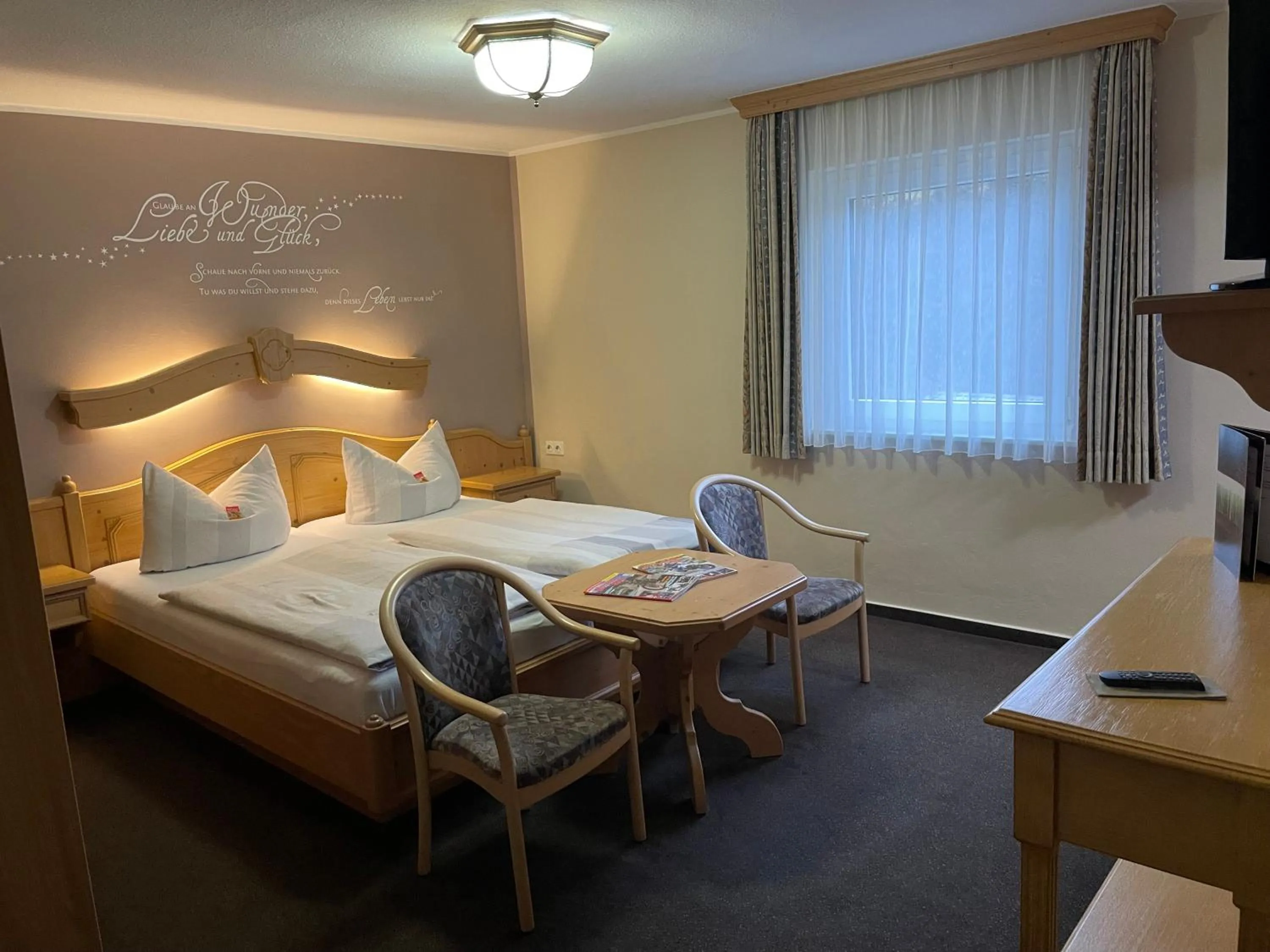 Seating area, Bed in Land-Hotel Mühlengrund