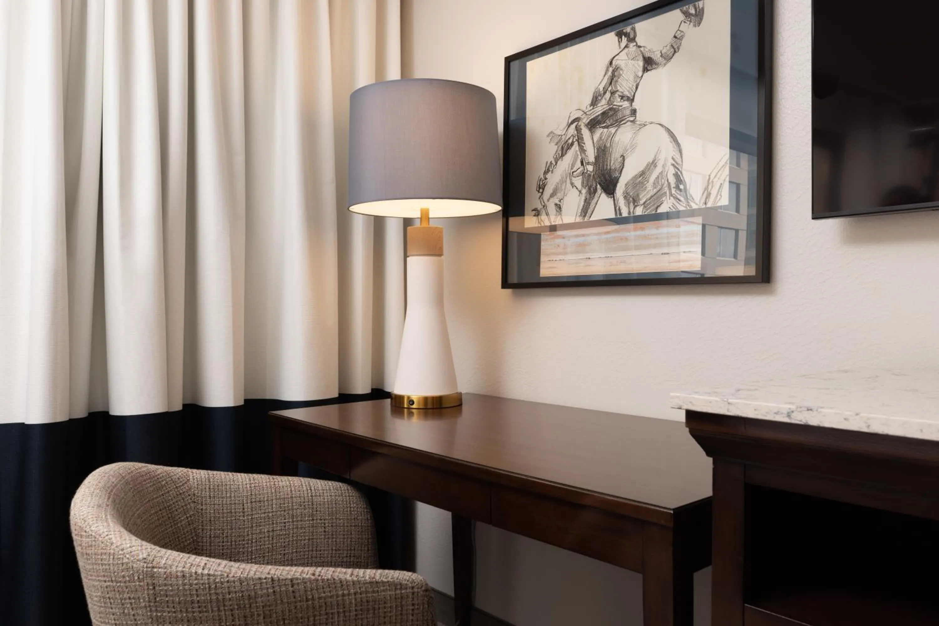 Seating area in DoubleTree by Hilton Houston Medical Center Hotel & Suites