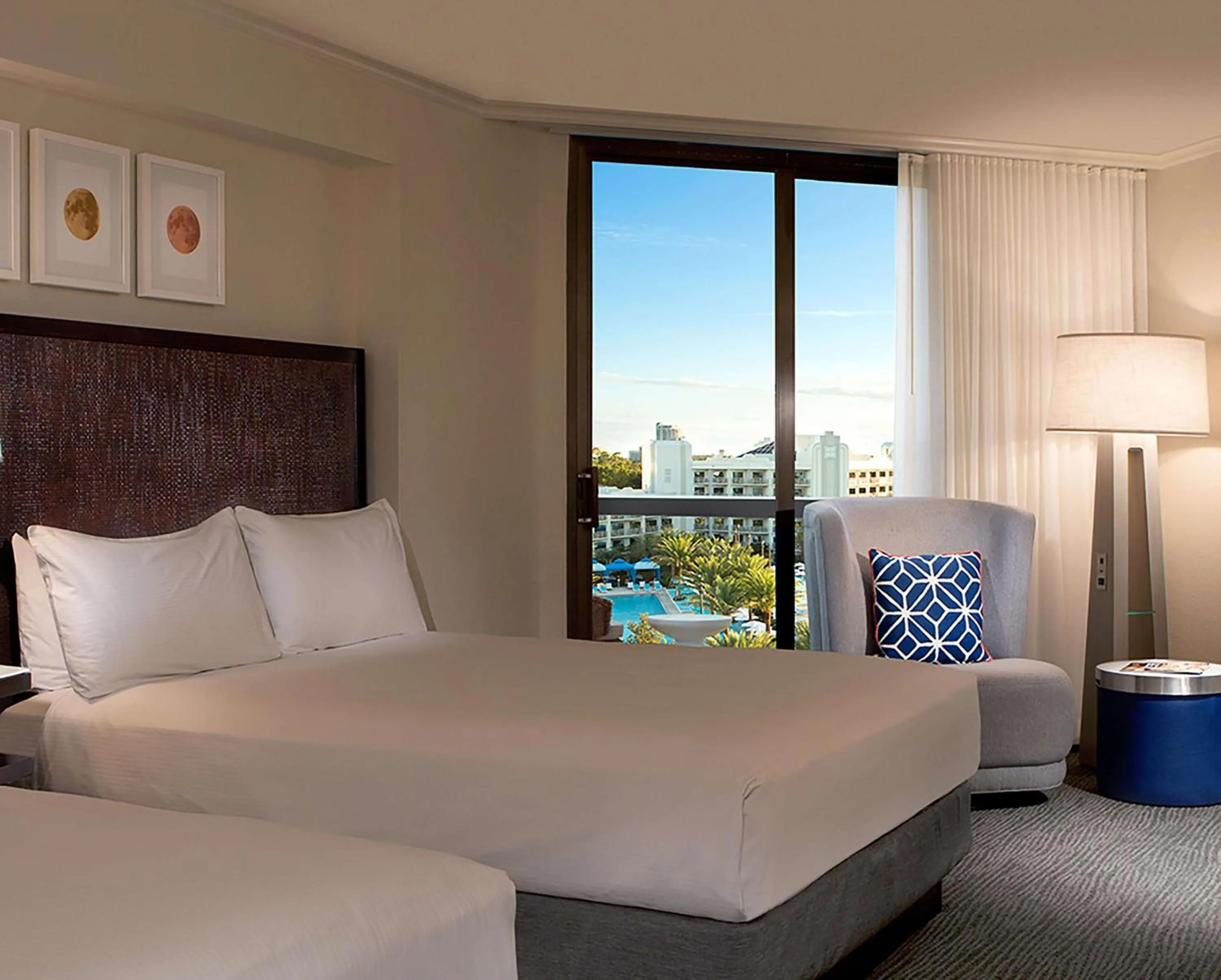 View (from property/room), Bed in Hilton Orlando Buena Vista Palace - Disney Springs Area