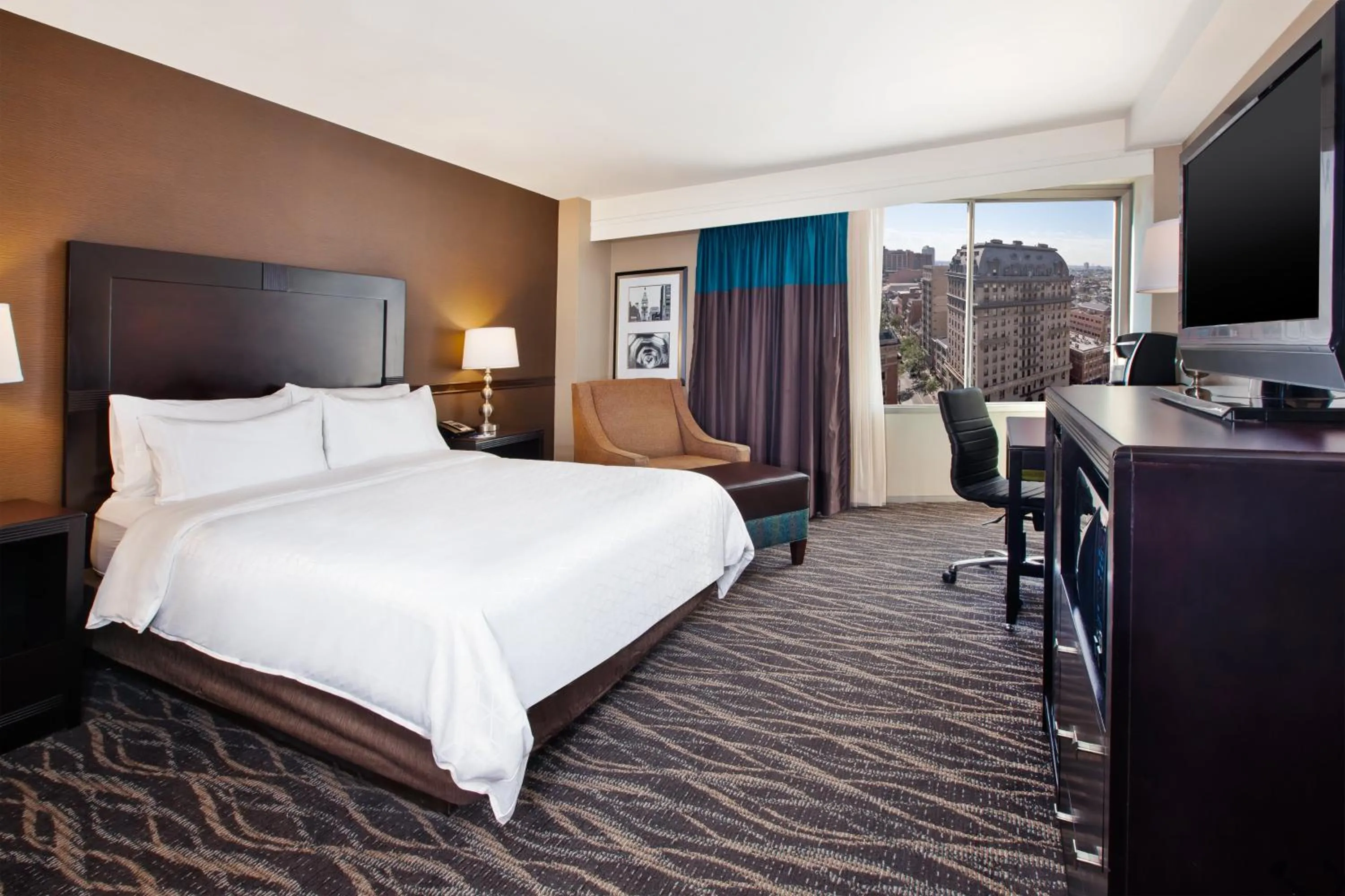 Photo of the whole room, Bed in Holiday Inn Express Philadelphia-Midtown by IHG