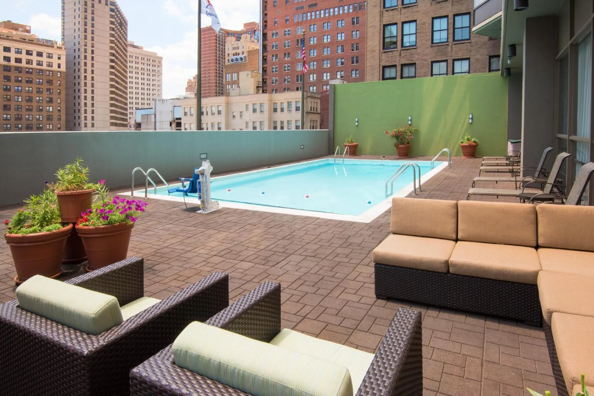 Swimming pool in Holiday Inn Express Philadelphia-Midtown by IHG
