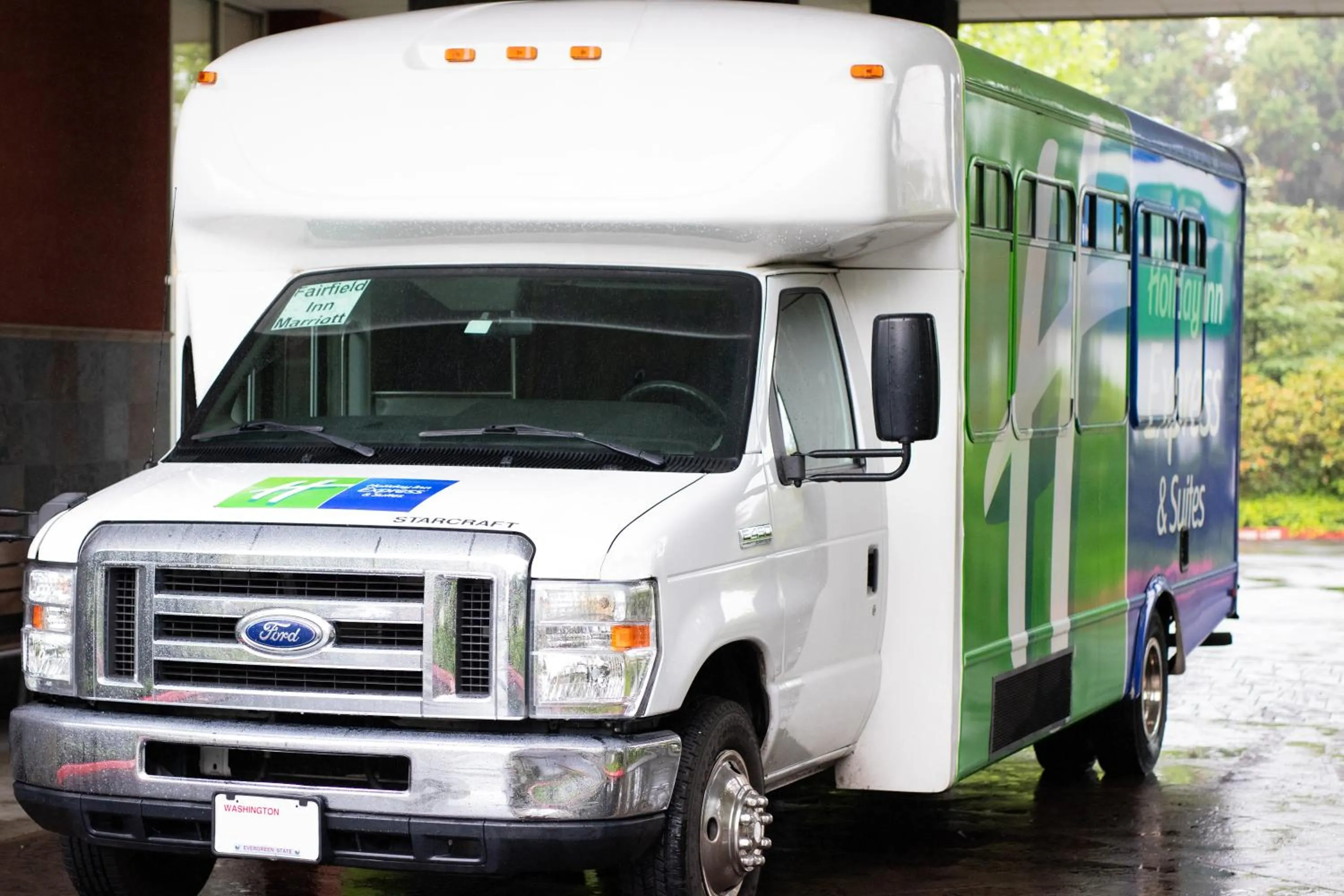 Lobby or reception in Holiday Inn Express Seattle - Sea-Tac Airport by IHG