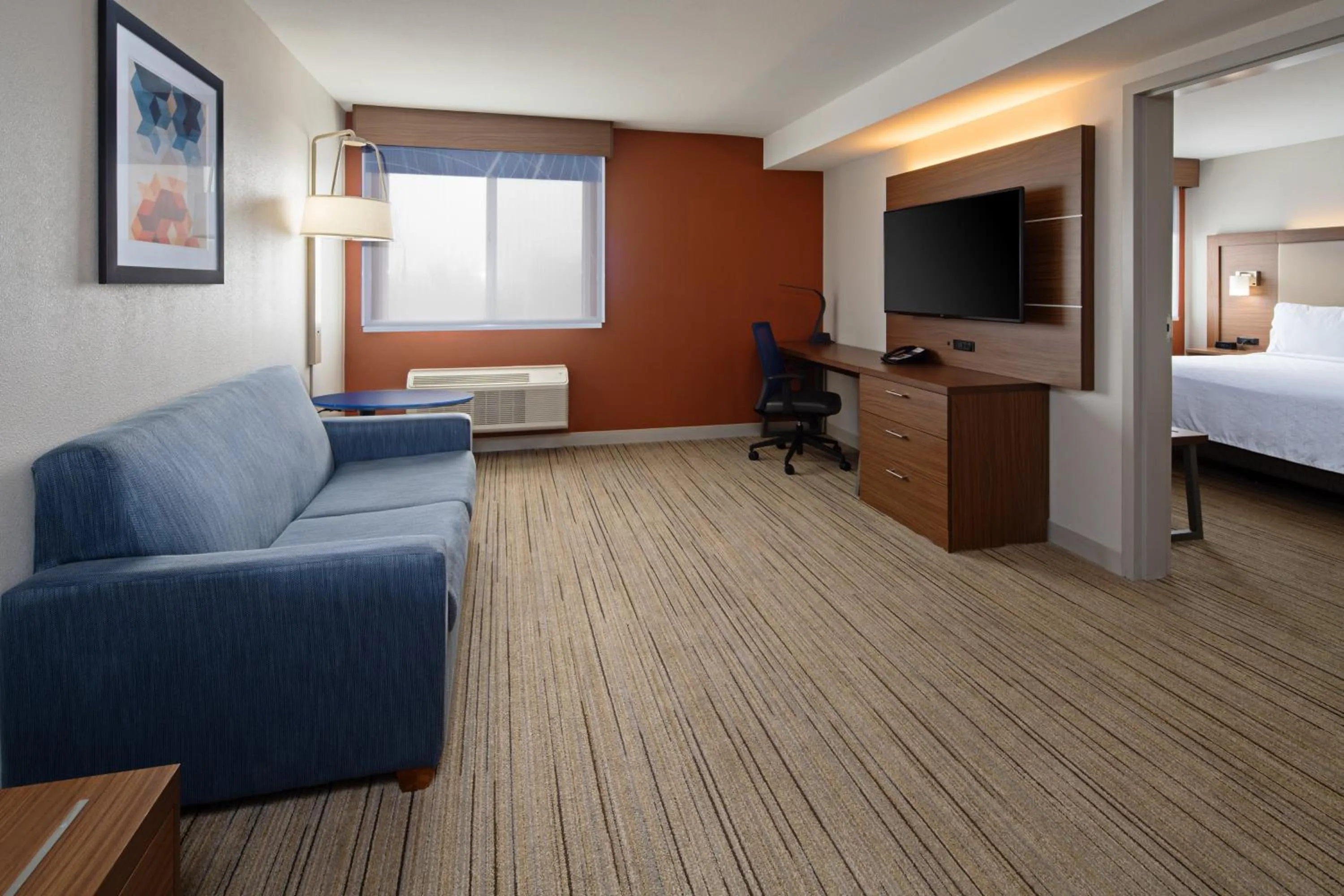 Photo of the whole room, Bed in Holiday Inn Express Seattle - Sea-Tac Airport by IHG