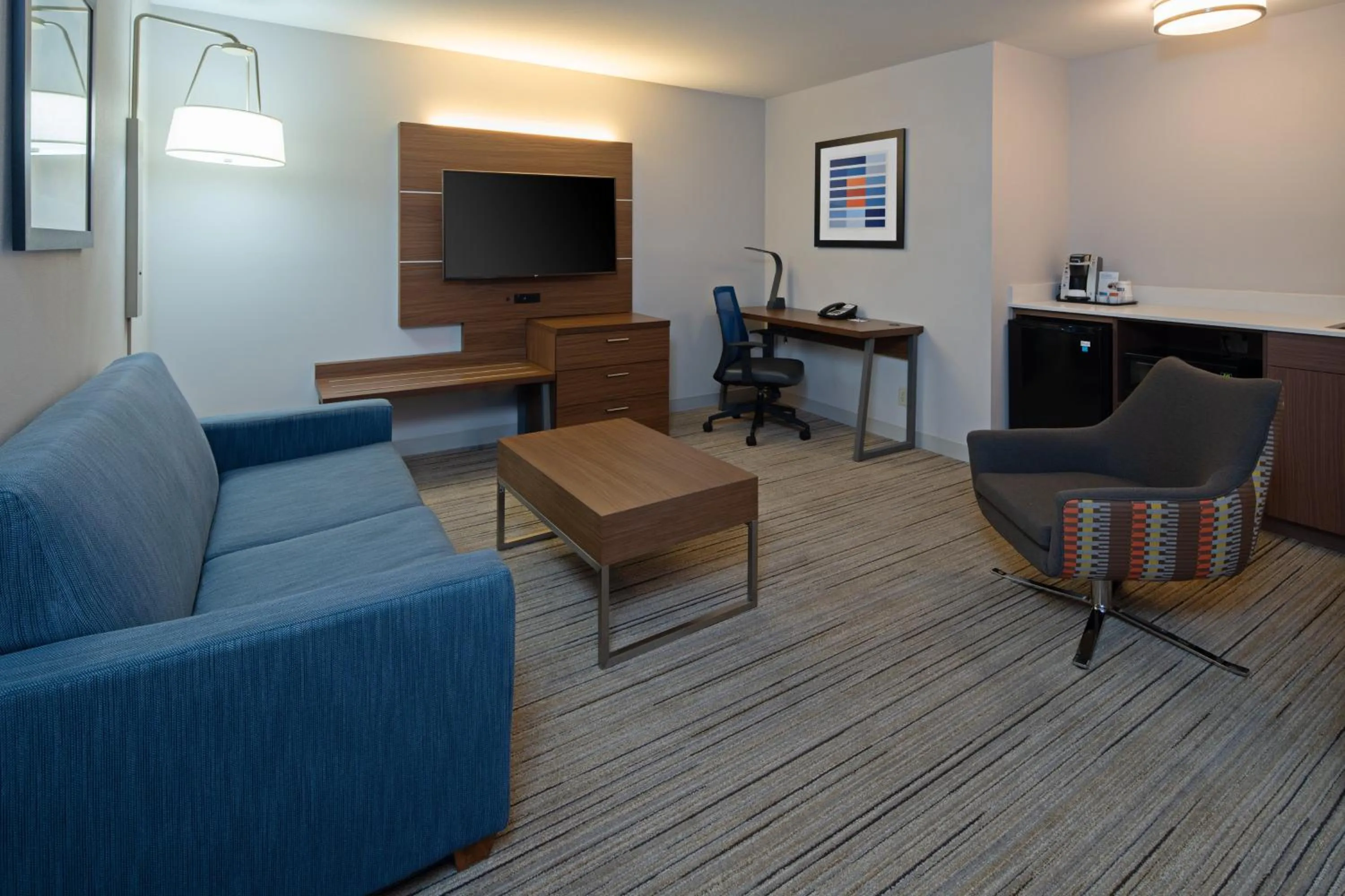 Photo of the whole room in Holiday Inn Express Seattle - Sea-Tac Airport by IHG