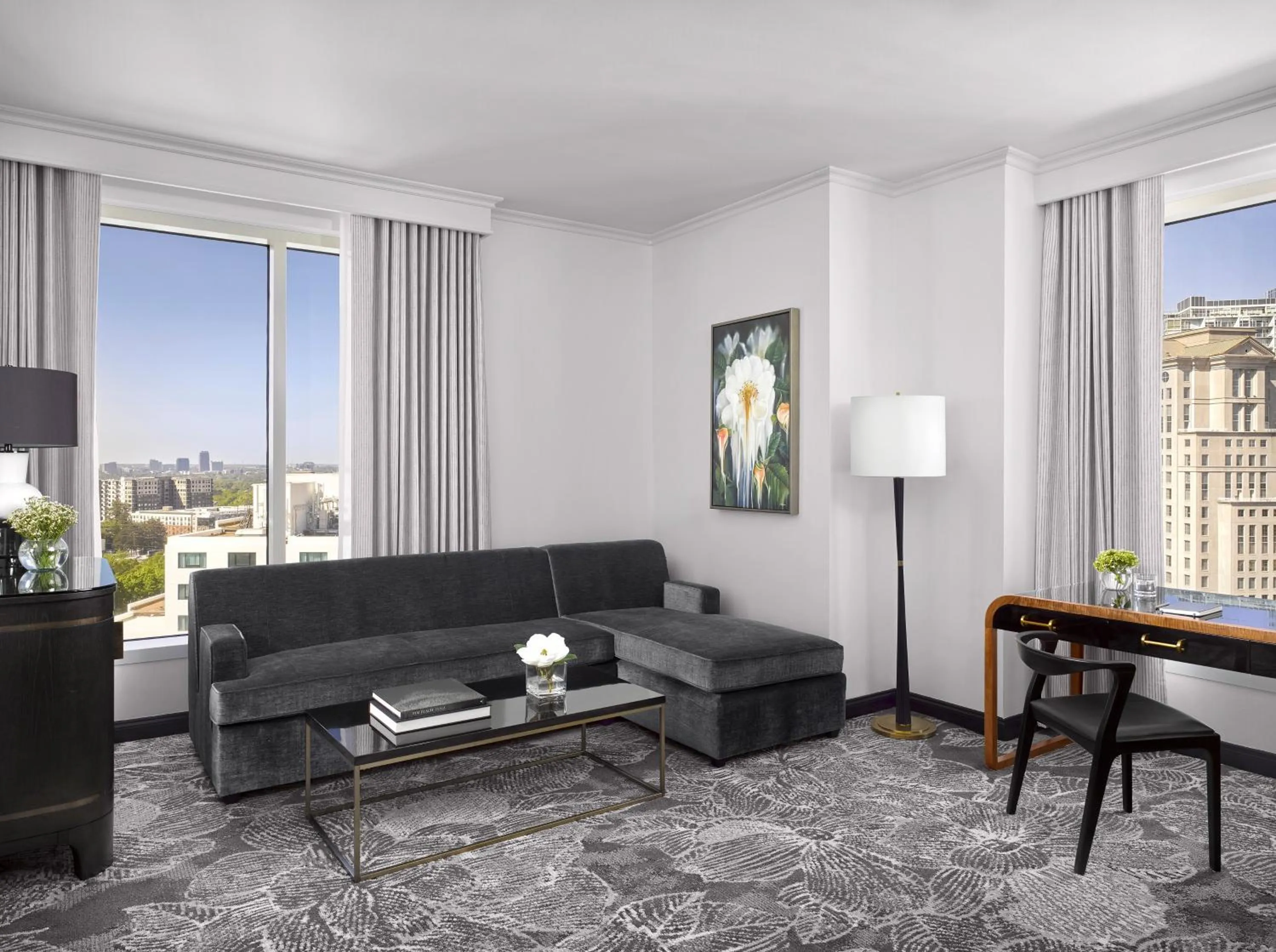 Photo of the whole room in InterContinental Buckhead Atlanta by IHG