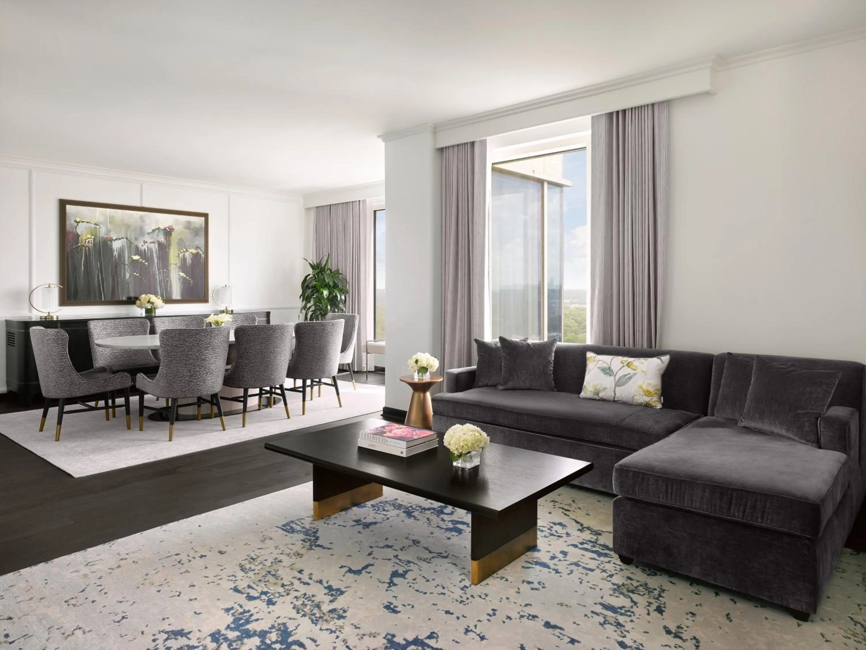 Photo of the whole room in InterContinental Buckhead Atlanta by IHG