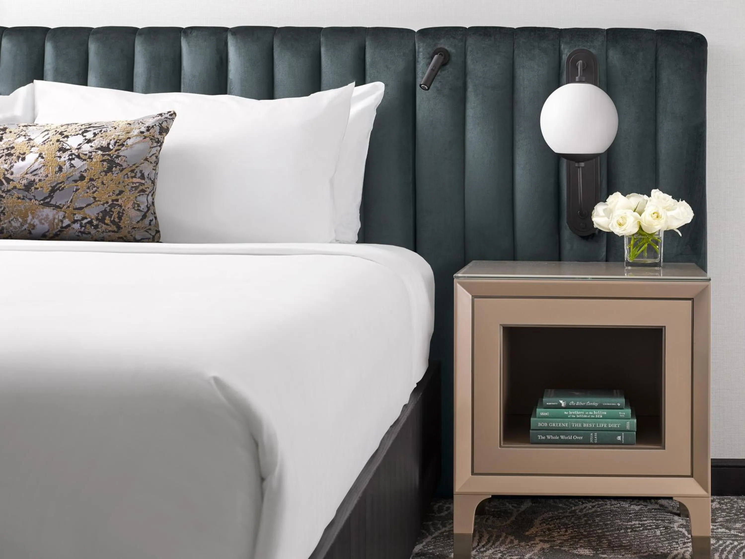 Photo of the whole room, Bed in InterContinental Buckhead Atlanta by IHG