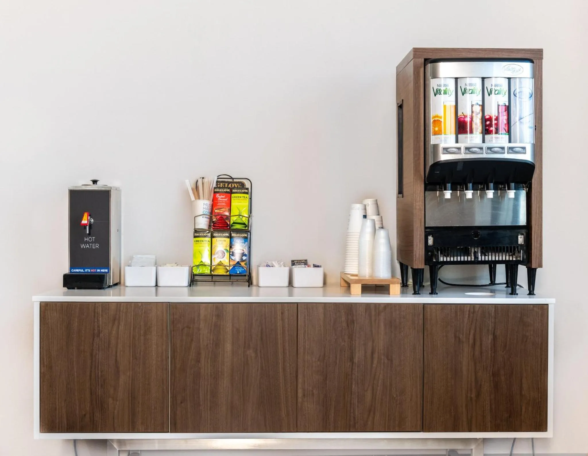 Breakfast in Holiday Inn Express Hotel & Suites Pittsburgh-South Side by IHG