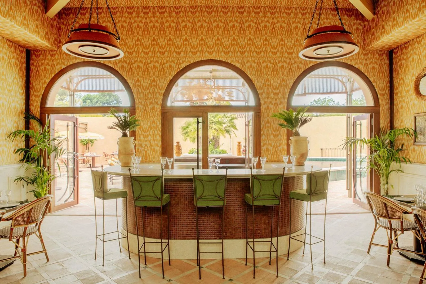 Restaurant/places to eat in Le Mas Candille