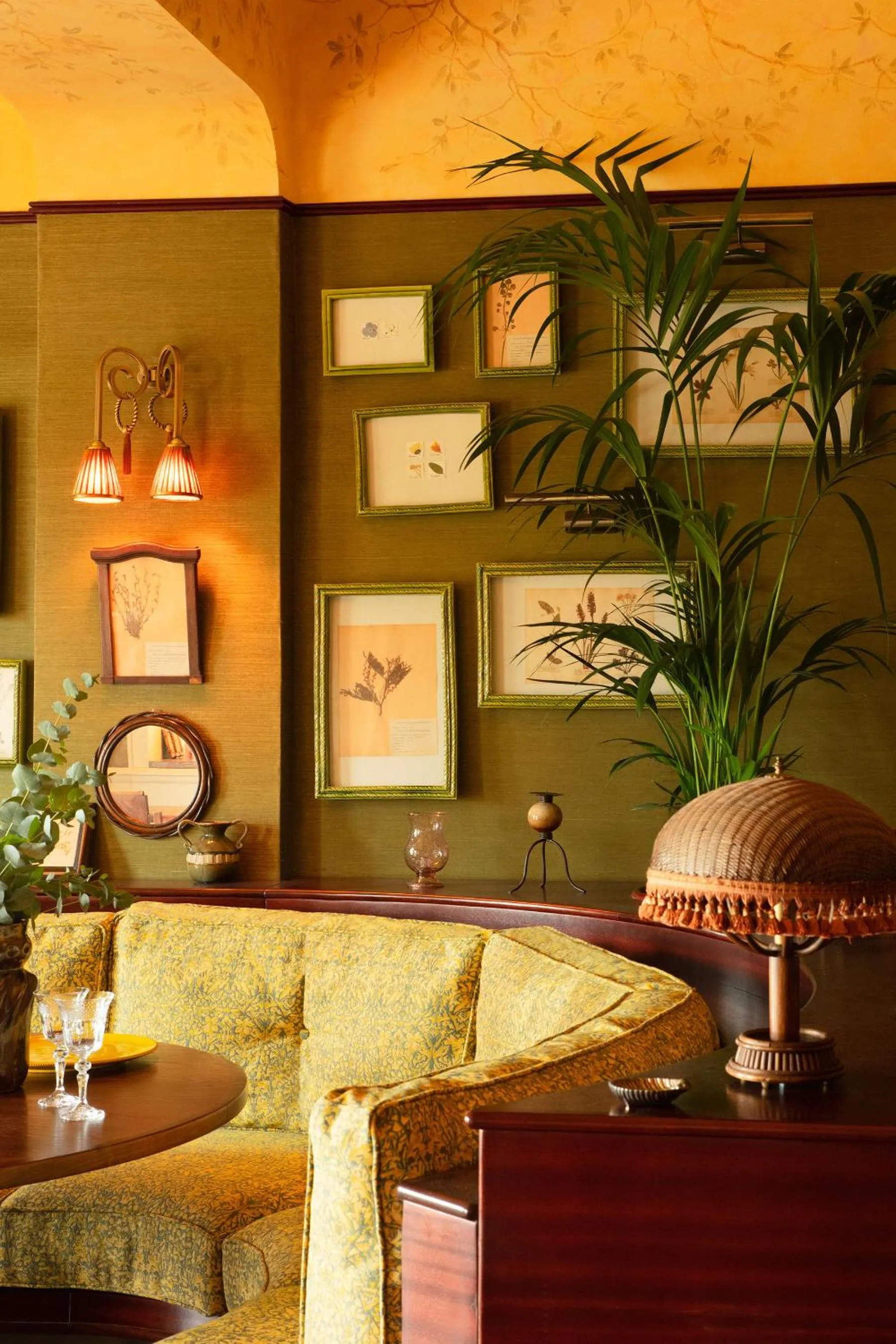 Restaurant/places to eat in Le Mas Candille