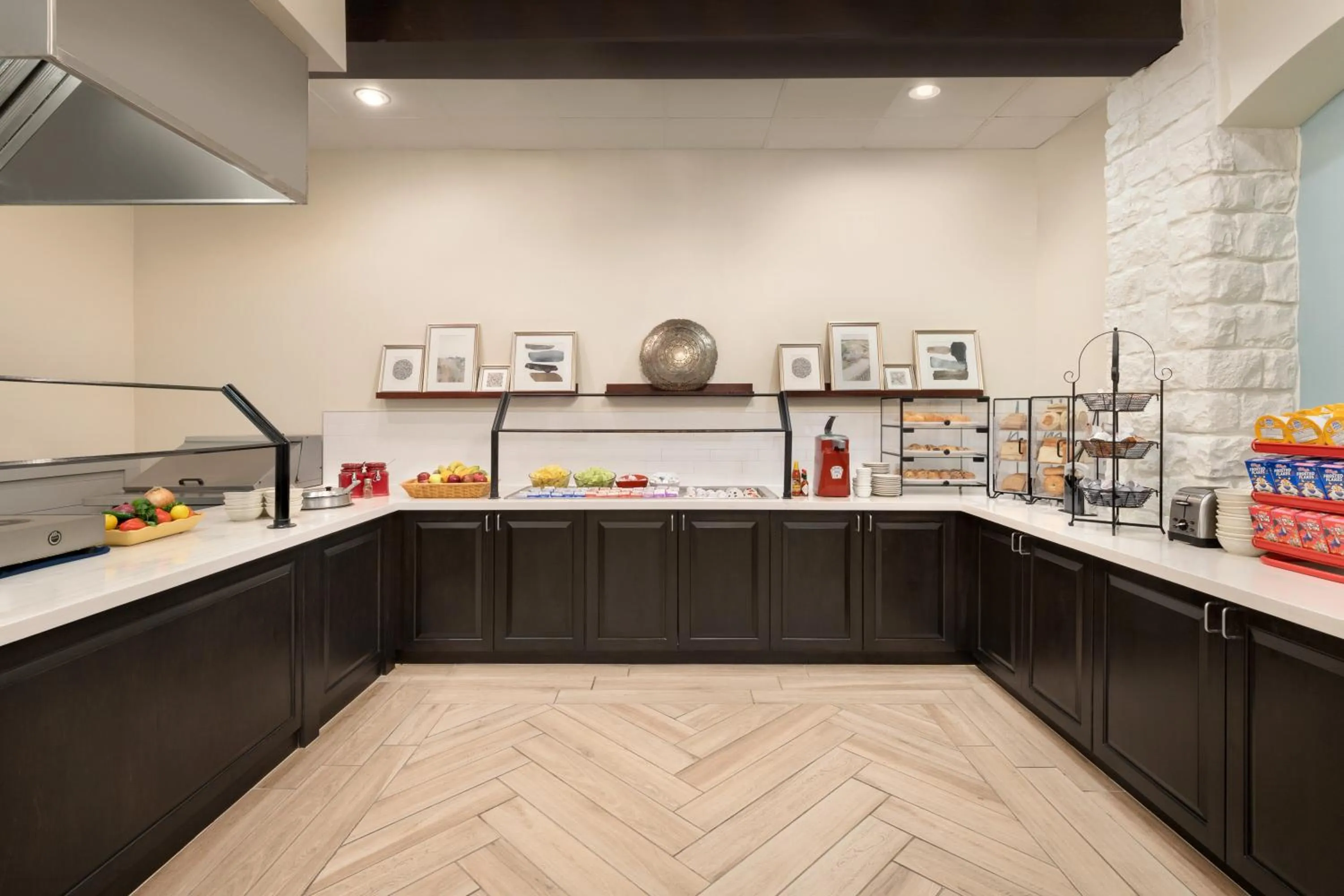 Breakfast in Holiday Inn Houston Intercontinental Airport by IHG