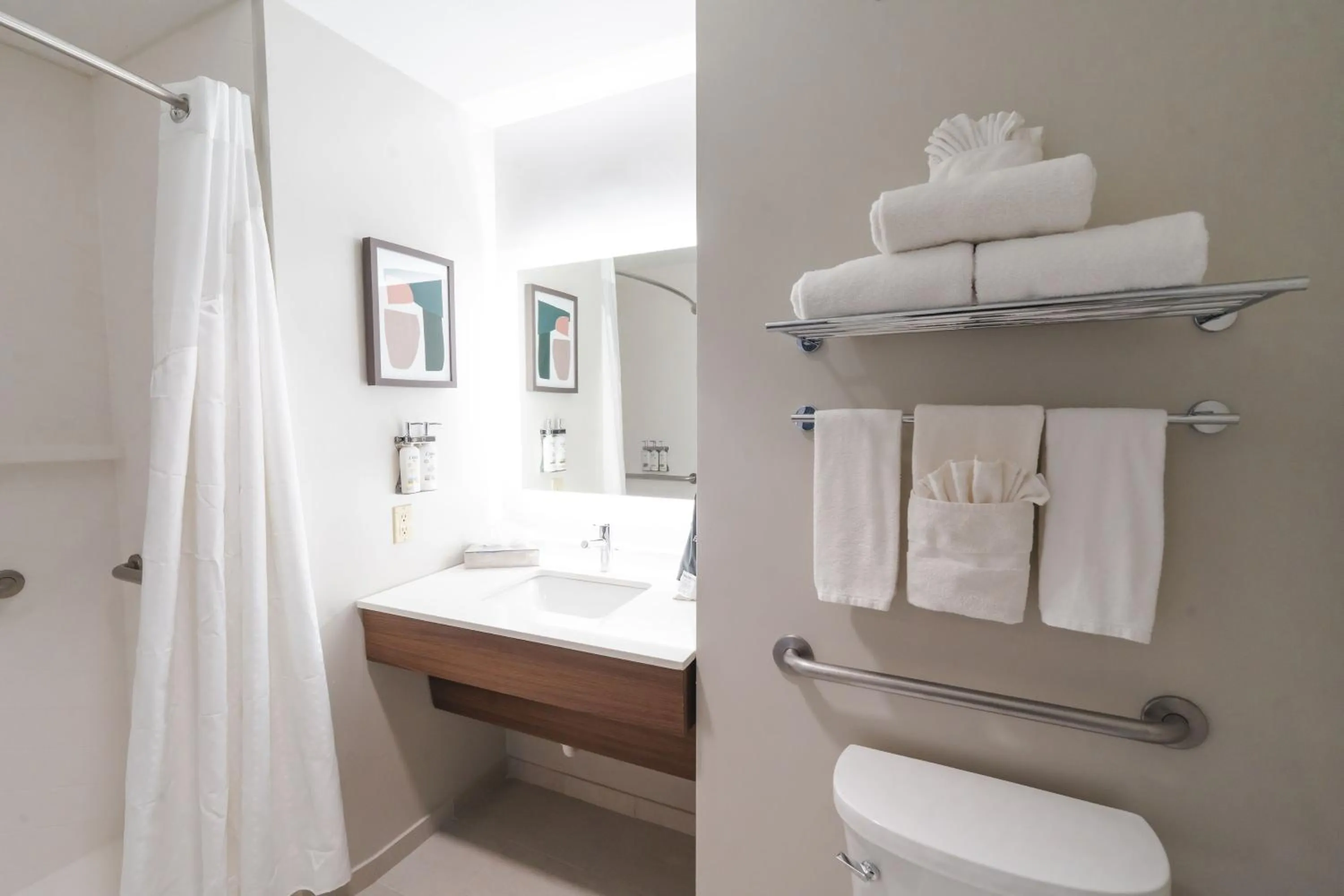 Shower in Holiday Inn Hou Energy Corridor Eldridge by IHG