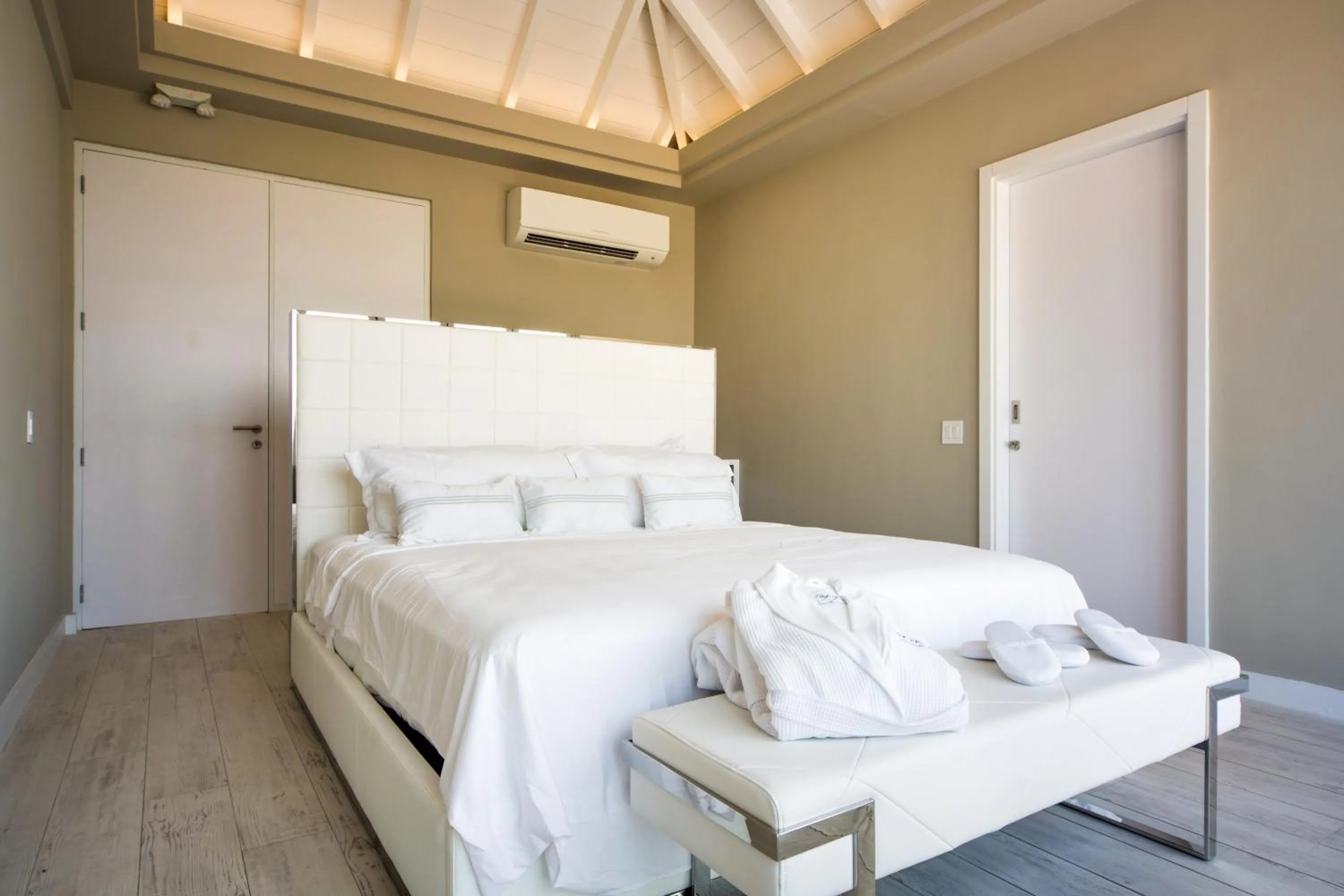 Bed in Ocean Z Boutique Hotel