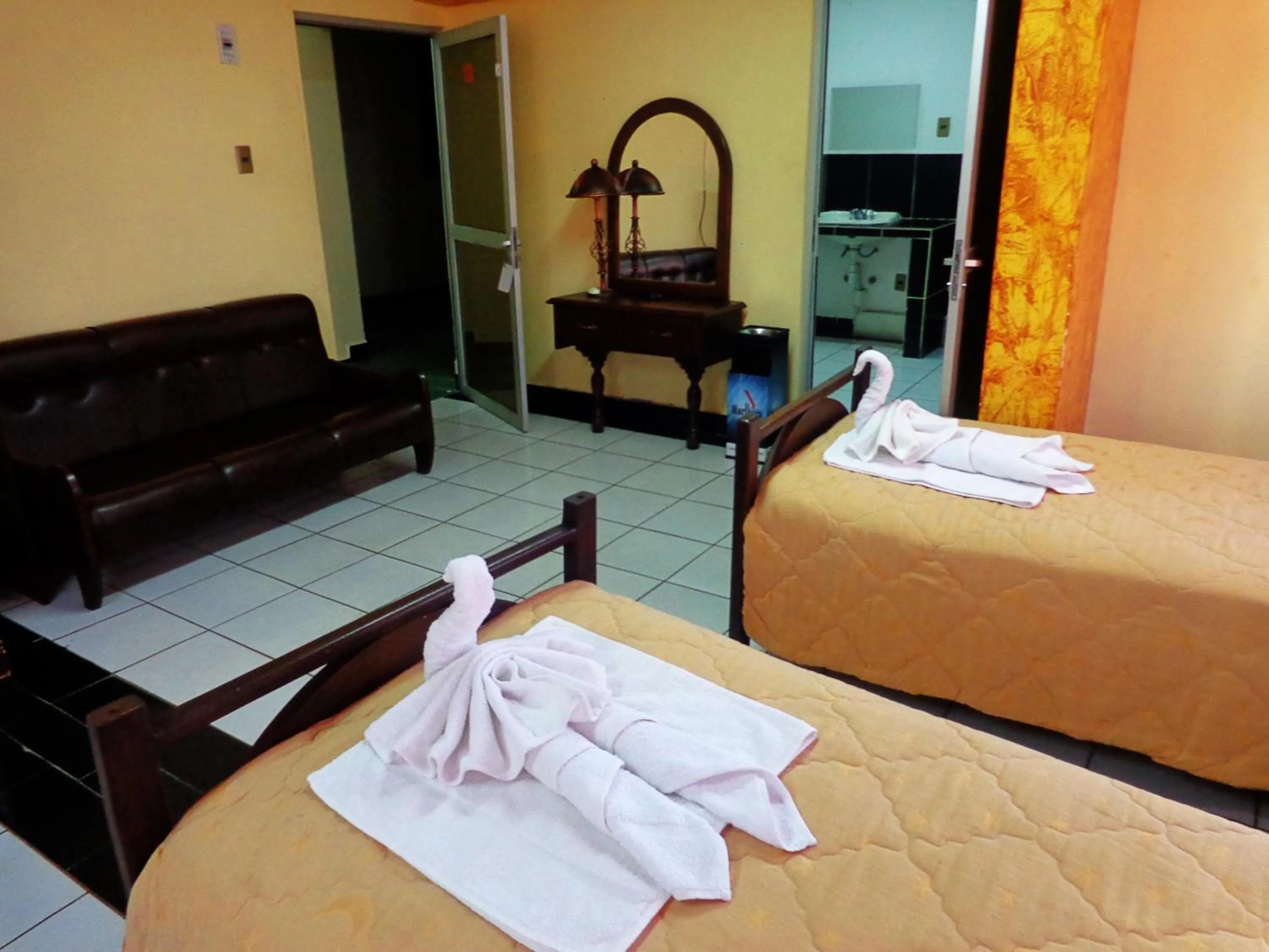 Bed in Hotel Alexander