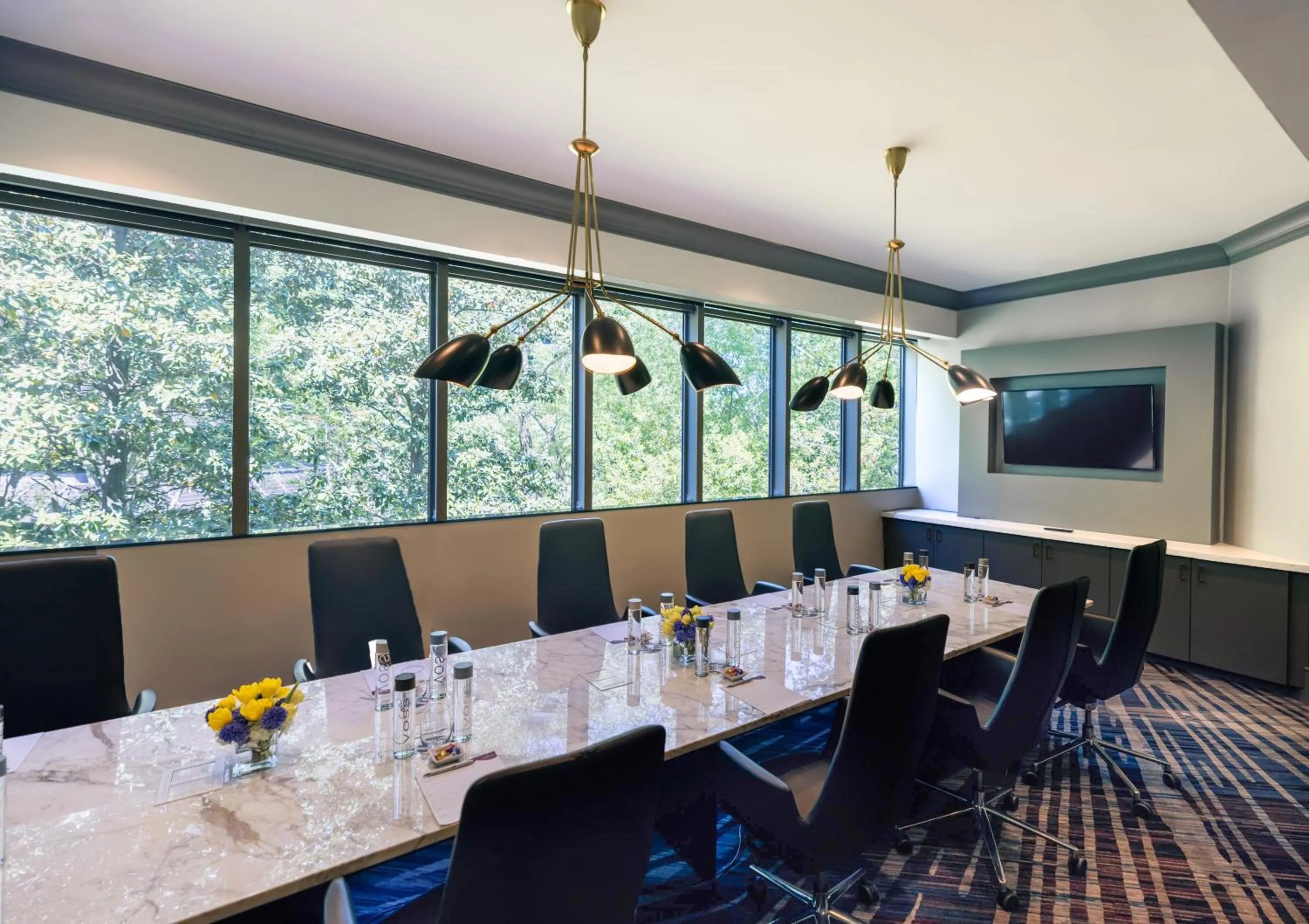Meeting/conference room in Crowne Plaza Atlanta Perimeter at Ravinia by IHG