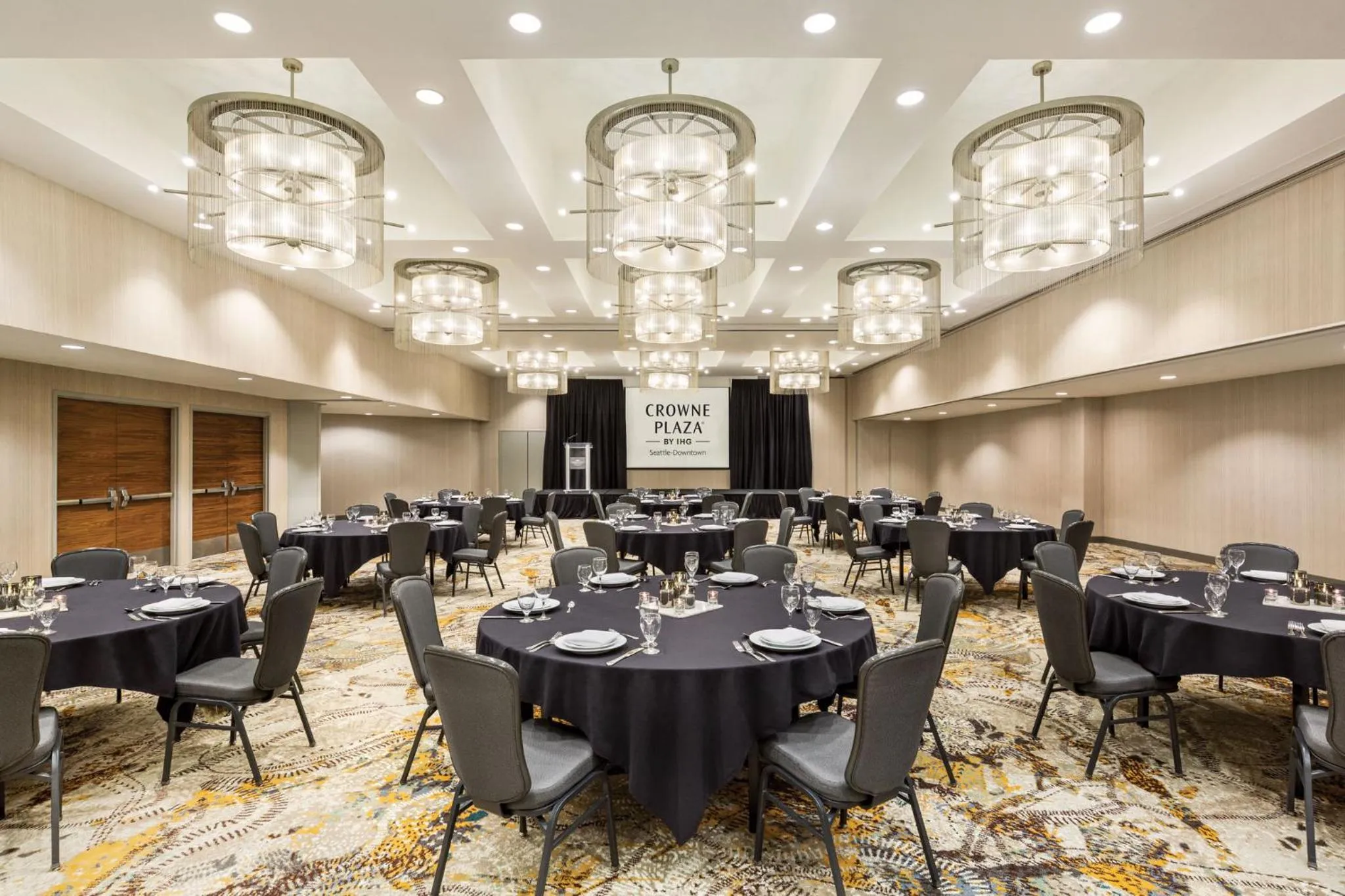 Banquet/Function facilities in Crowne Plaza Seattle - Newly Renovated - an IHG Hotel