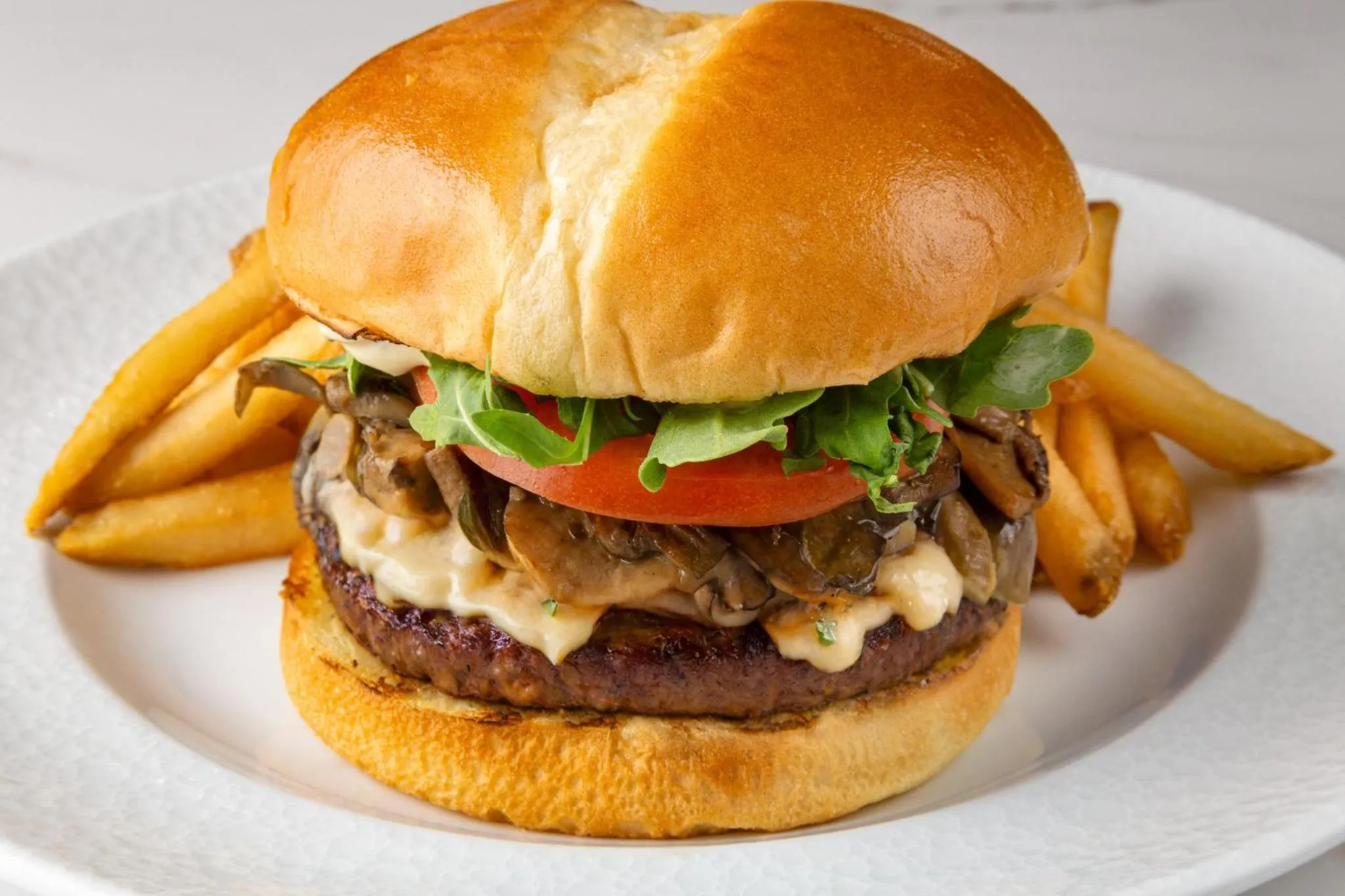 Restaurant/places to eat in Crowne Plaza Seattle Newly Renovated with No Resort Fee