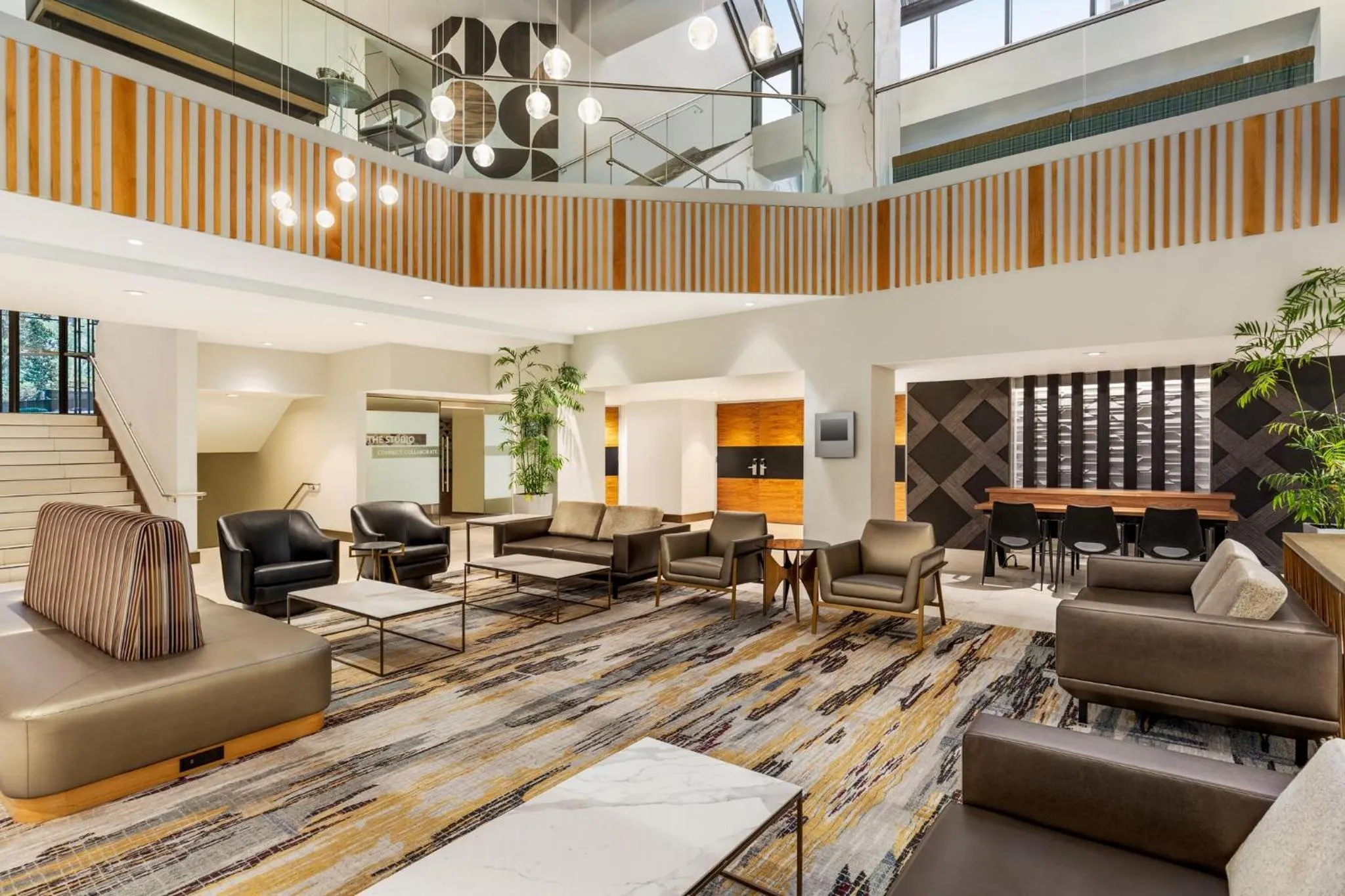 Property building in Crowne Plaza Seattle Newly Renovated with No Resort Fee