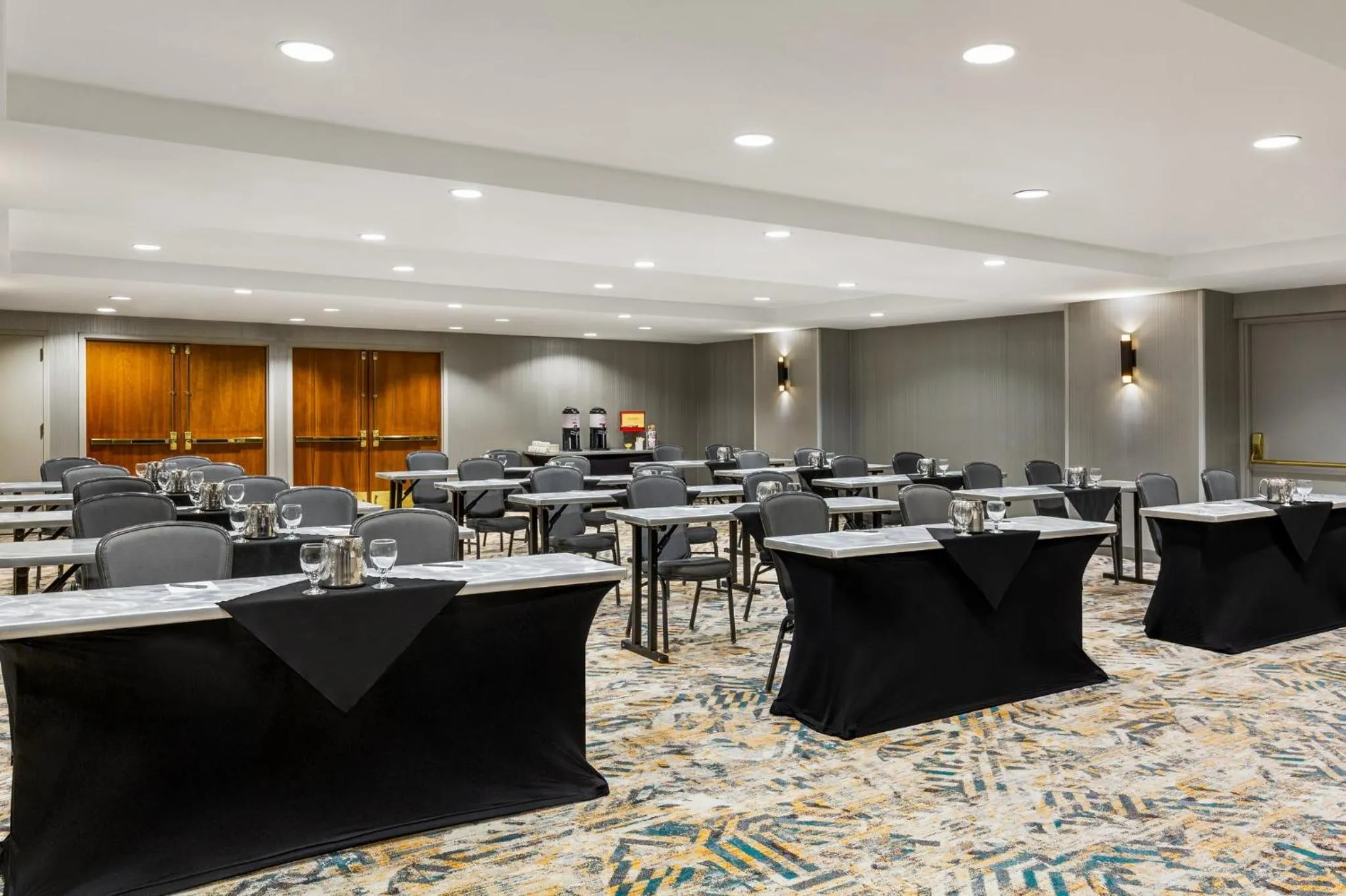 Meeting/conference room in Crowne Plaza Seattle - Newly Renovated - an IHG Hotel