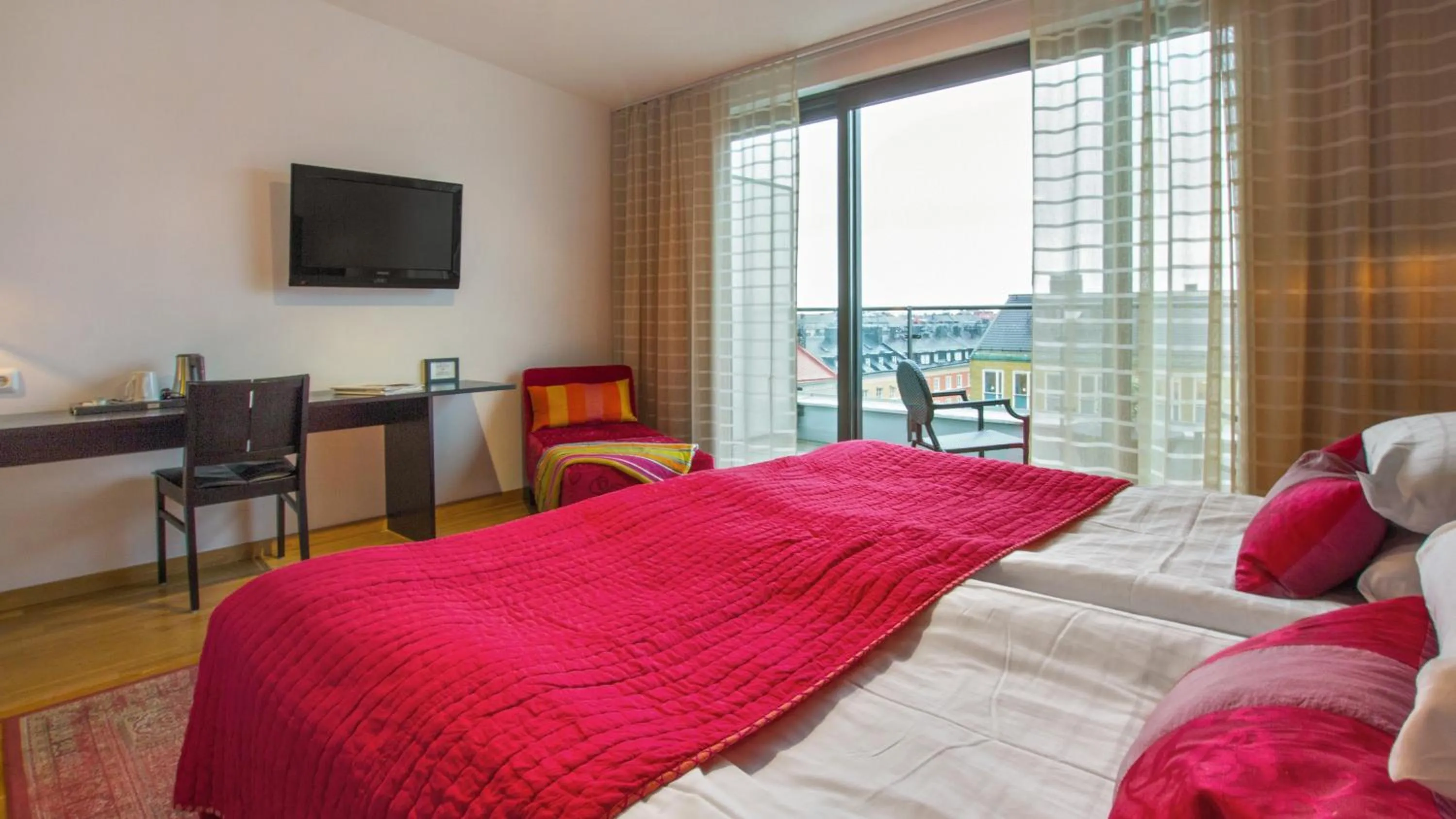 Photo of the whole room, Bed in Best Western Plus Time Hotel