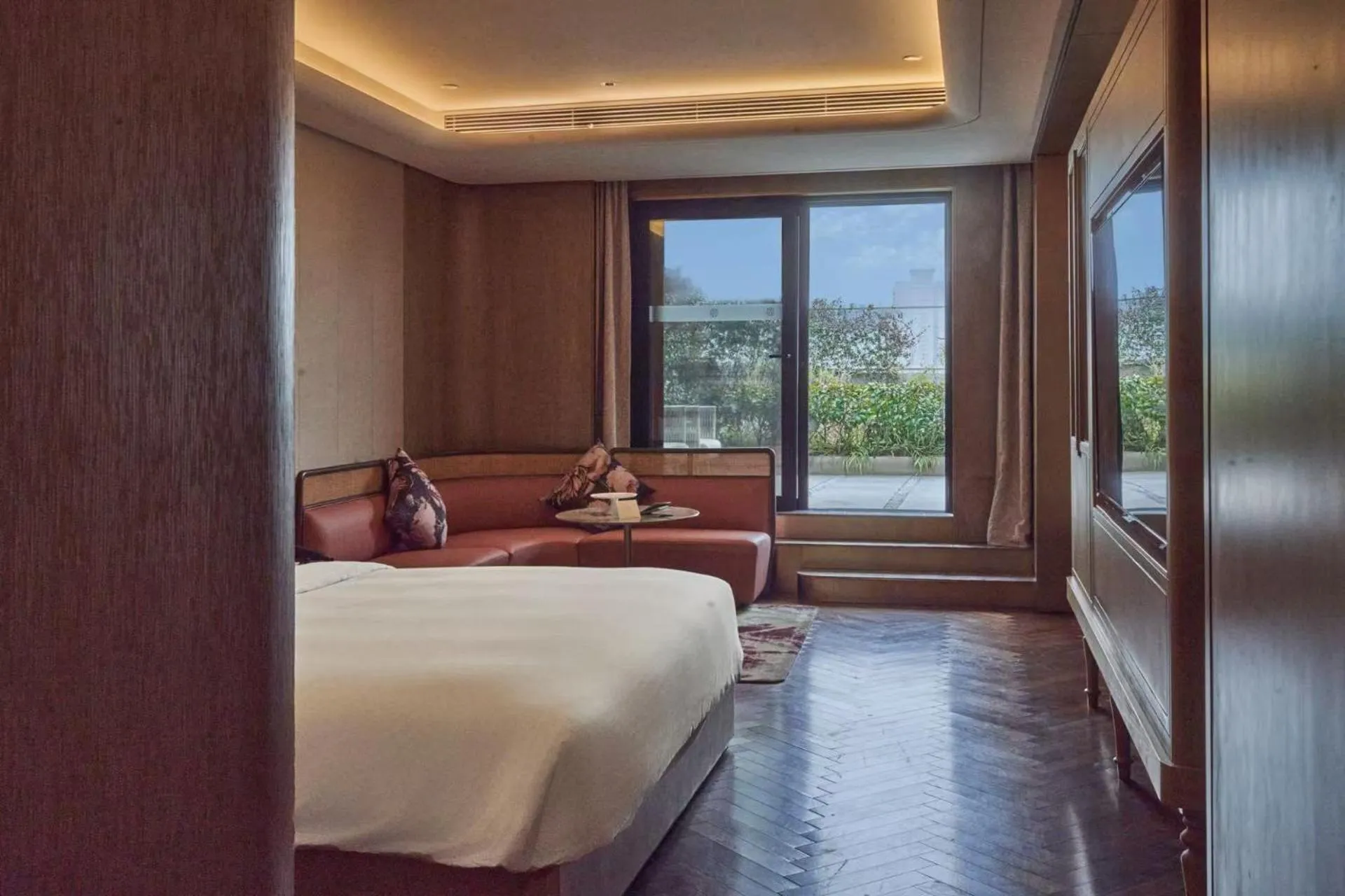 Bed in Blossom House Shanghai On The Bund