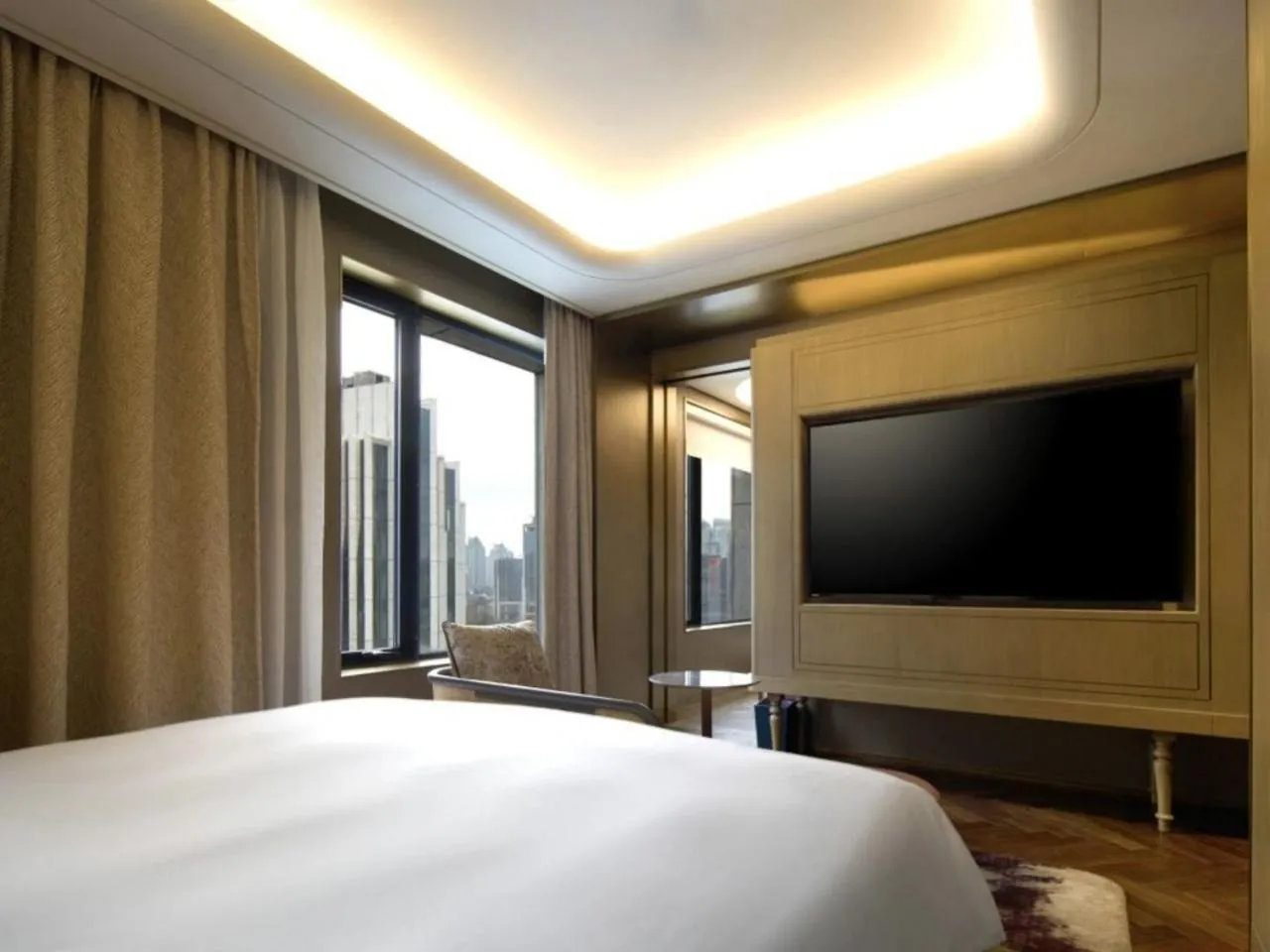 Bedroom, Bed in Blossom House Shanghai On The Bund