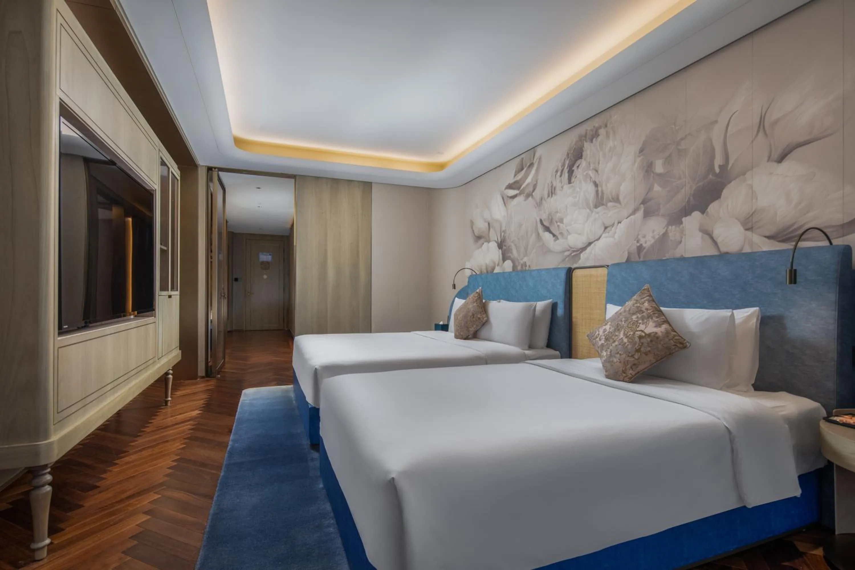 Bedroom, Bed in Blossom House Shanghai On The Bund