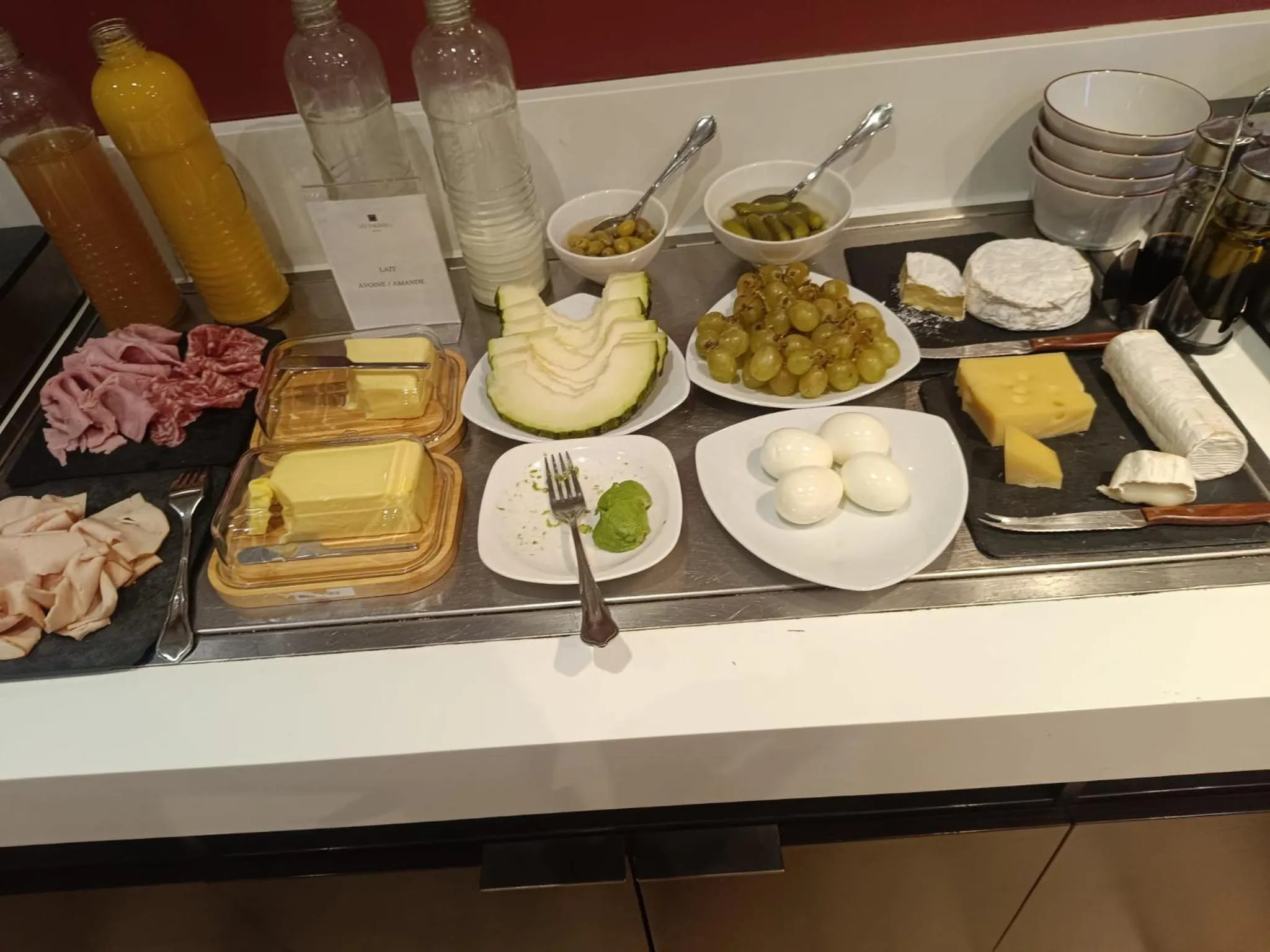 Breakfast in Hotel Les Théâtres