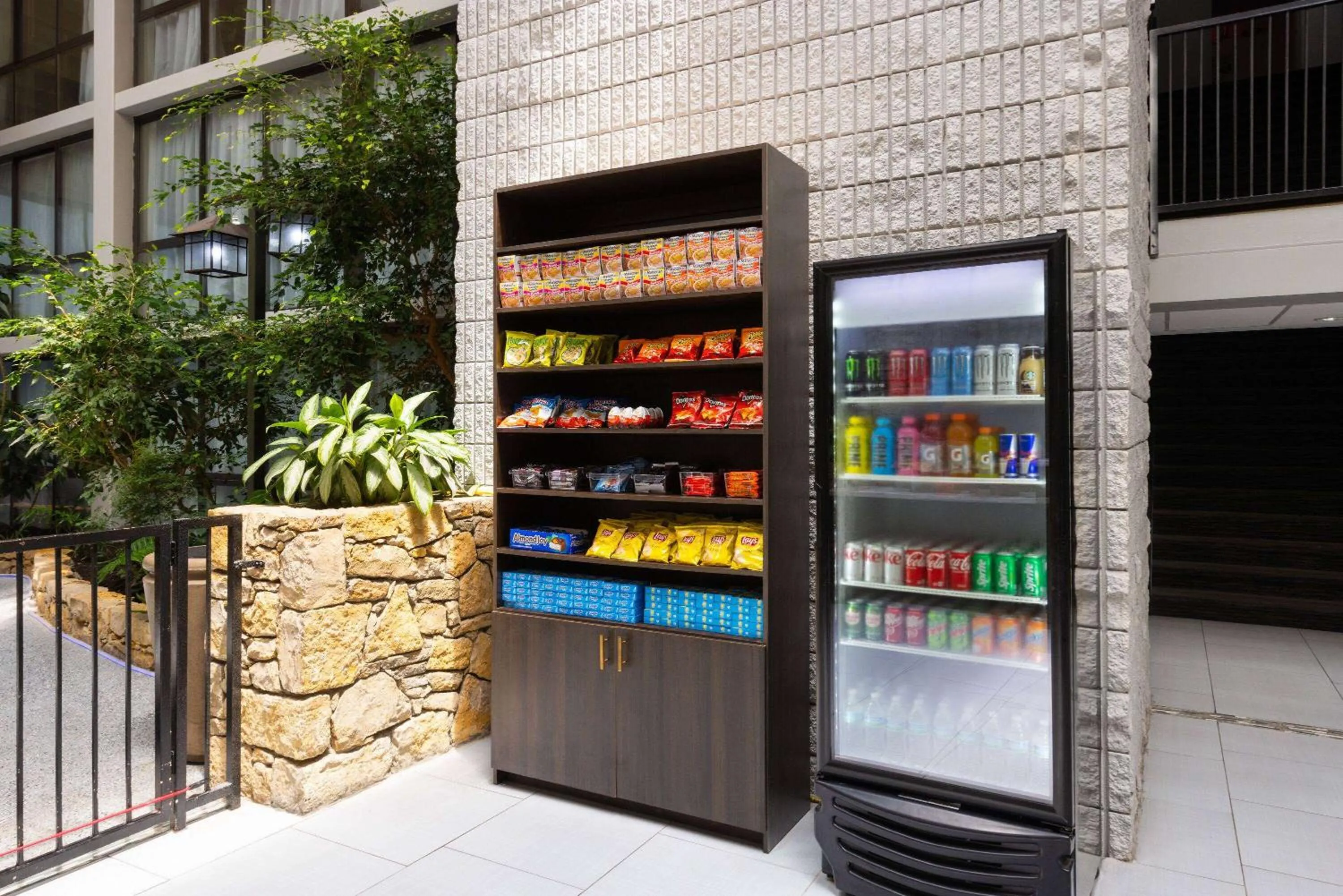 Food and drinks in Wingate by Wyndham Kansas City