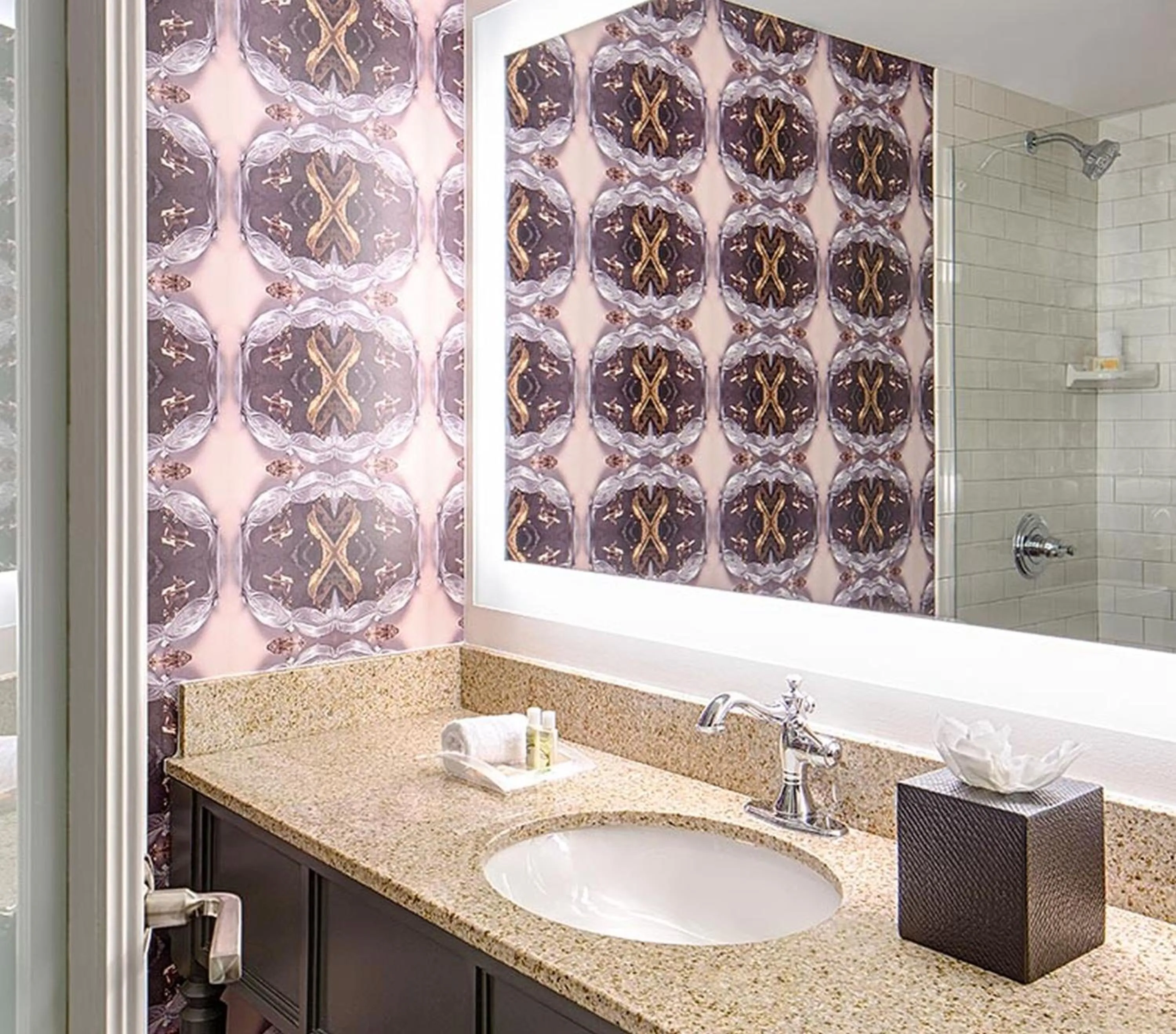 Bathroom in Holiday Inn Hotel French Quarter-Chateau Lemoyne by IHG