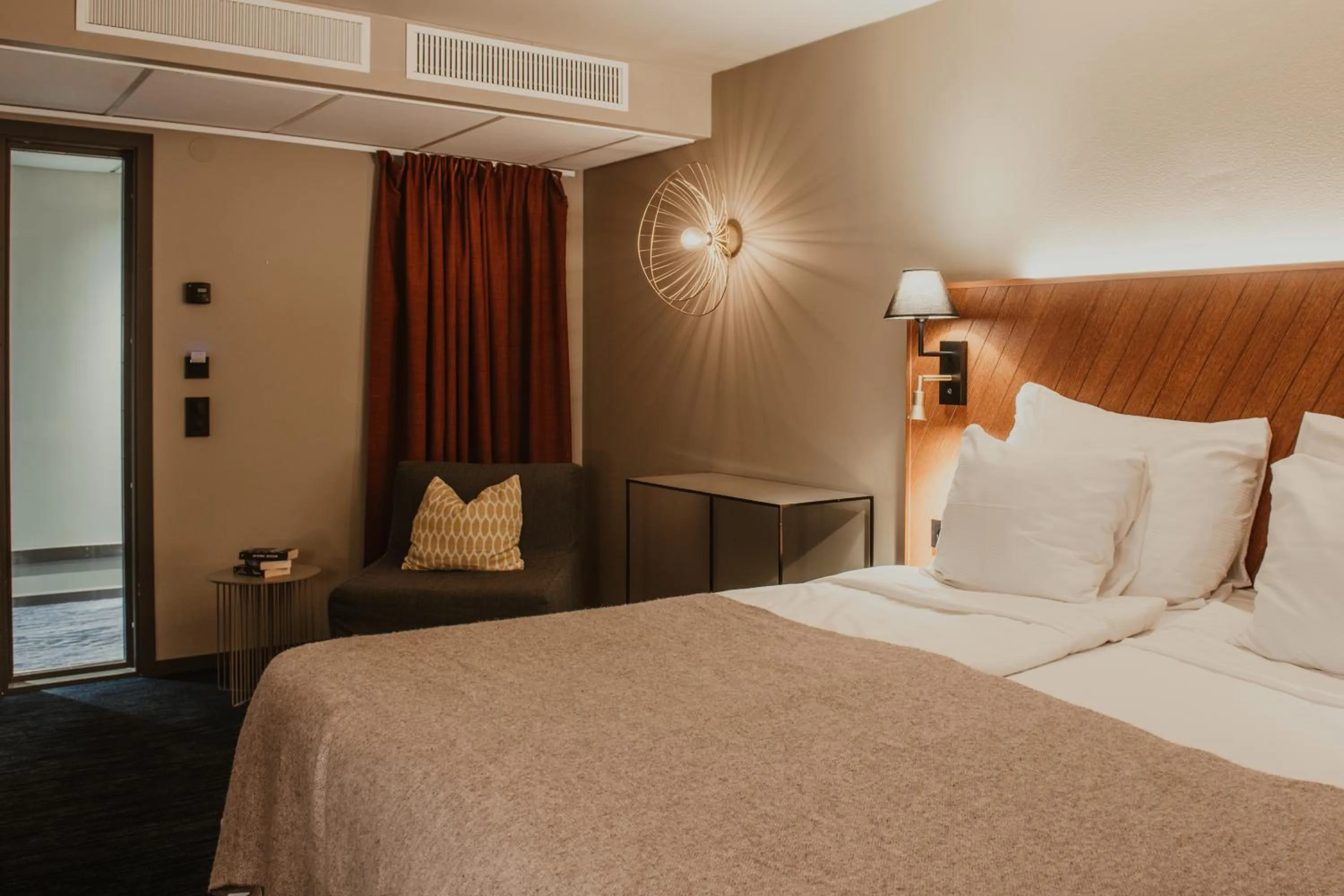 Bedroom, Bed in Home Hotel Fregatten