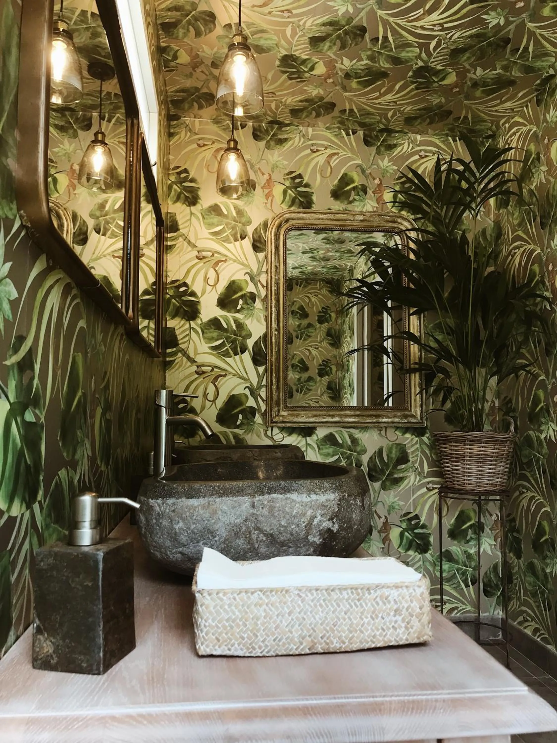 Open Air Bath in Eco Hotel Nos