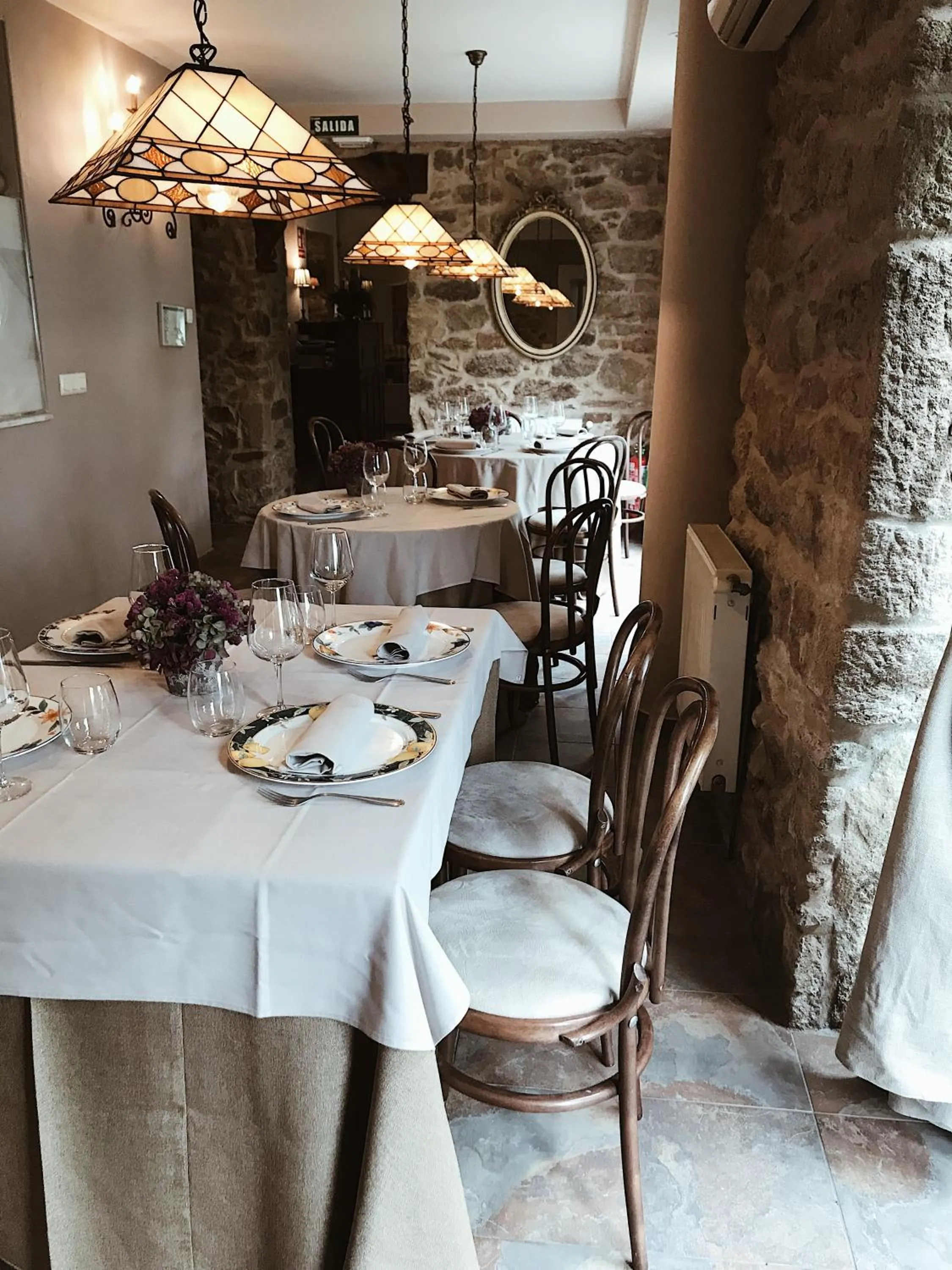 Dining area in Eco Hotel Nos
